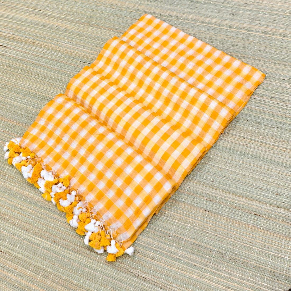 Premium mul cotton small check saree