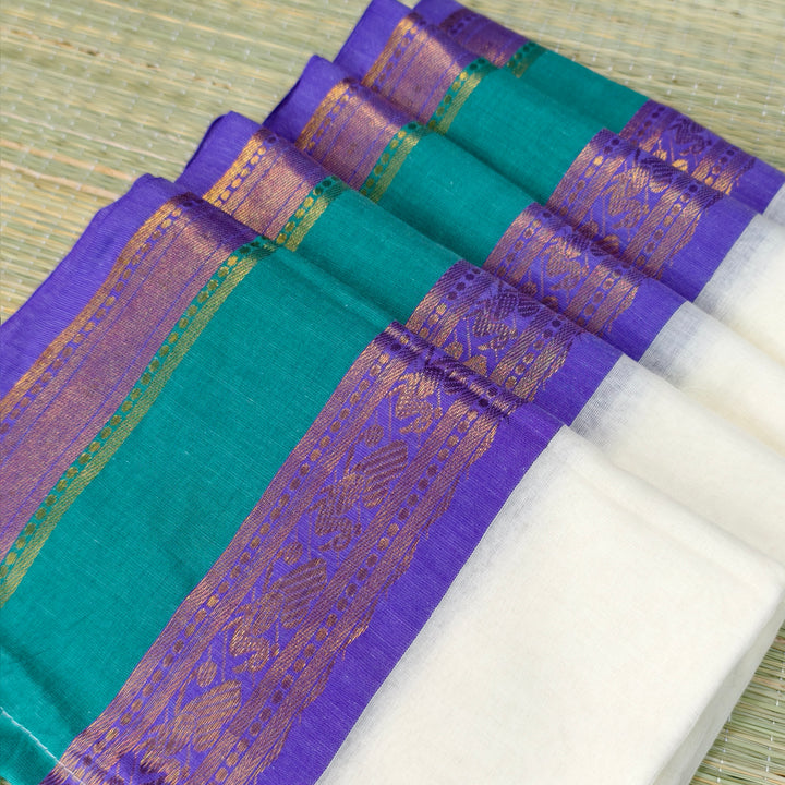 Mul cotton saree with gap kanchi border