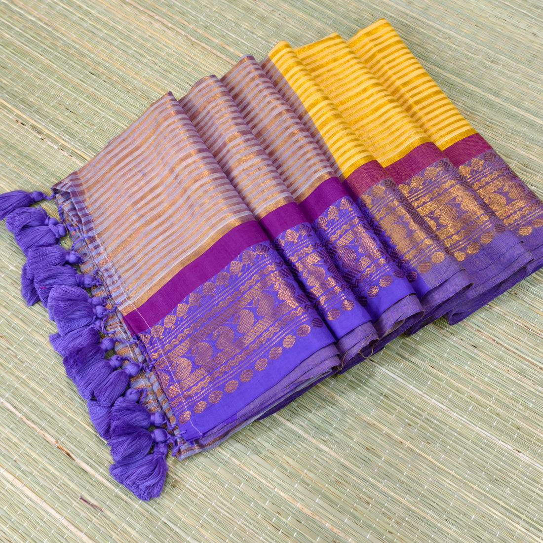 Mul cotton saree with all over zari stripes & kanchi border