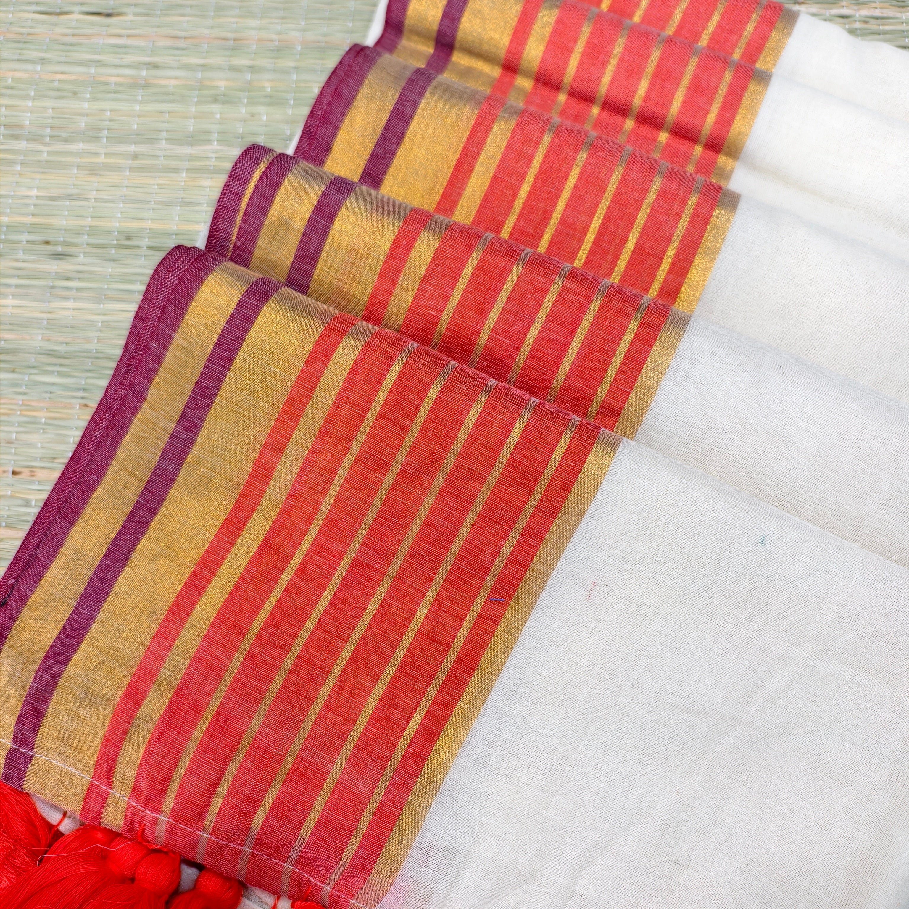 Mul cotton saree with orange and zari stripe border