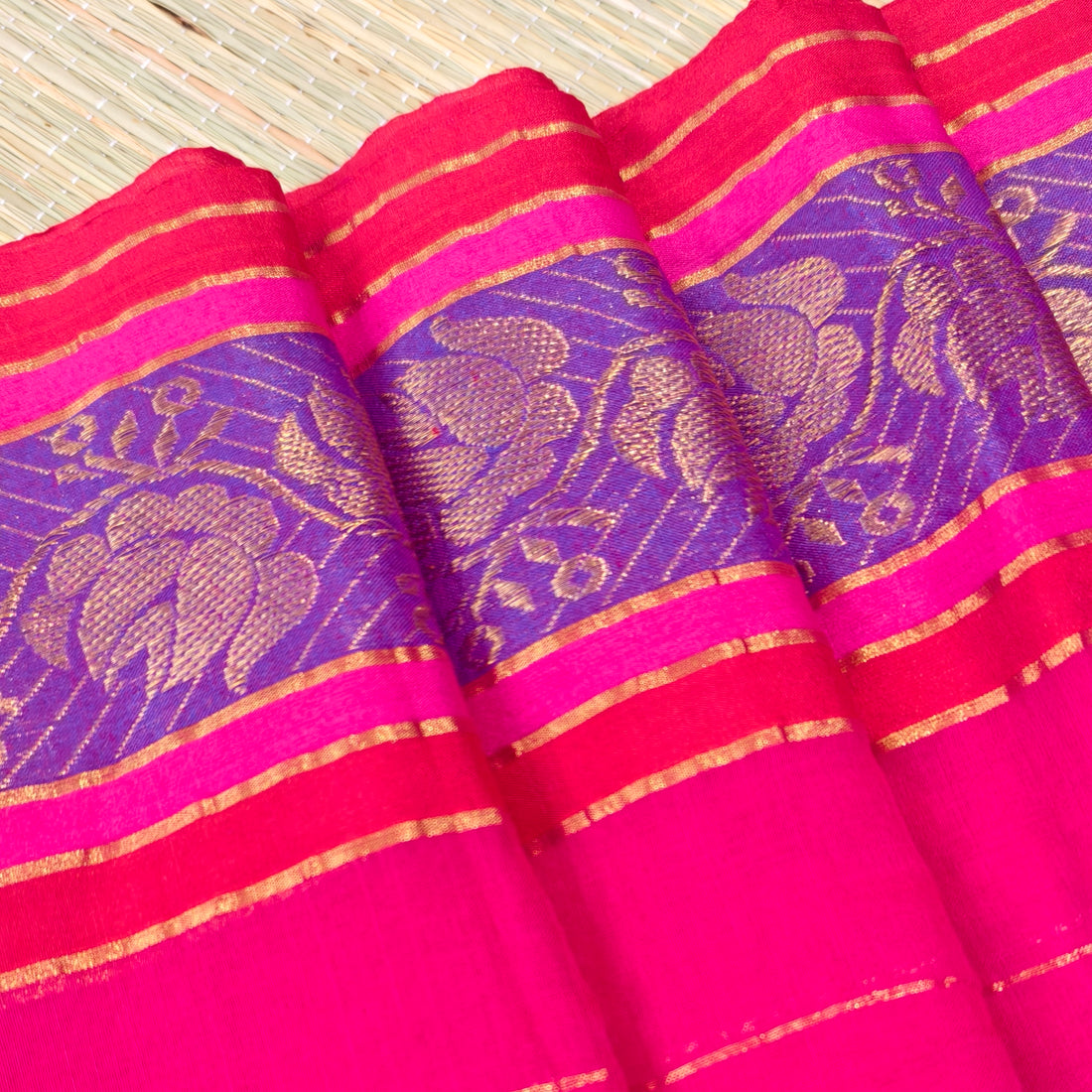 Mul cotton saree with kanchi border