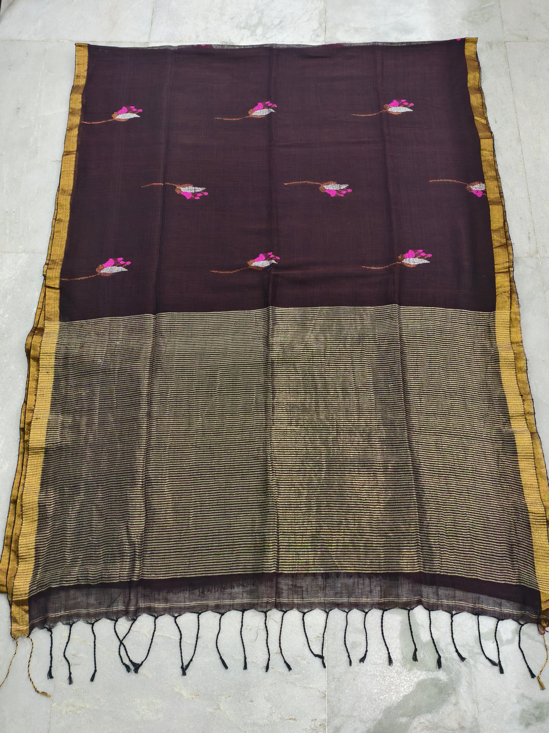 Lenin by Lenin jamdani saree