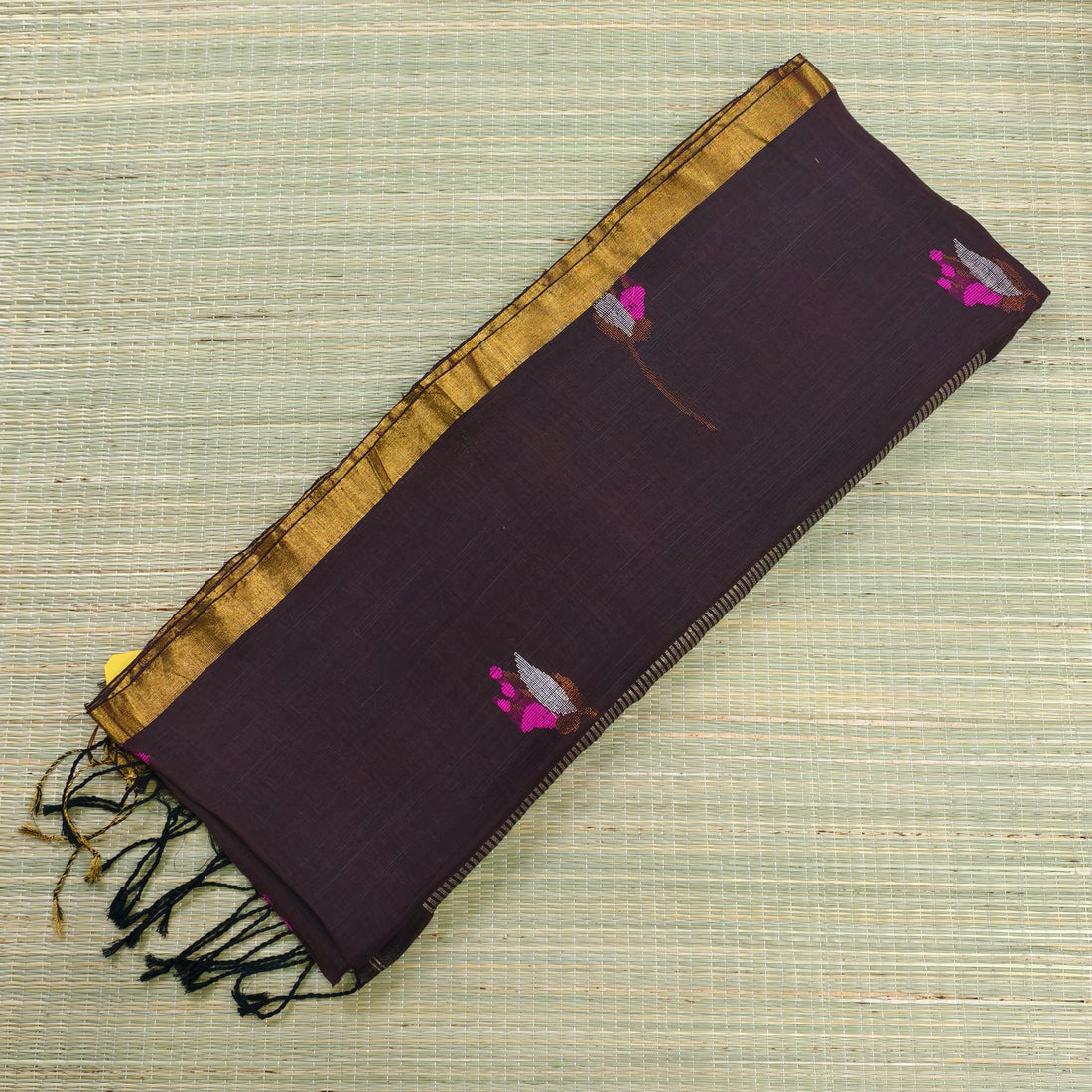 Lenin by Lenin jamdani saree