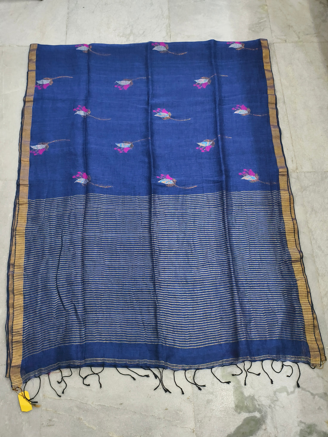 Lenin by Lenin jamdani saree