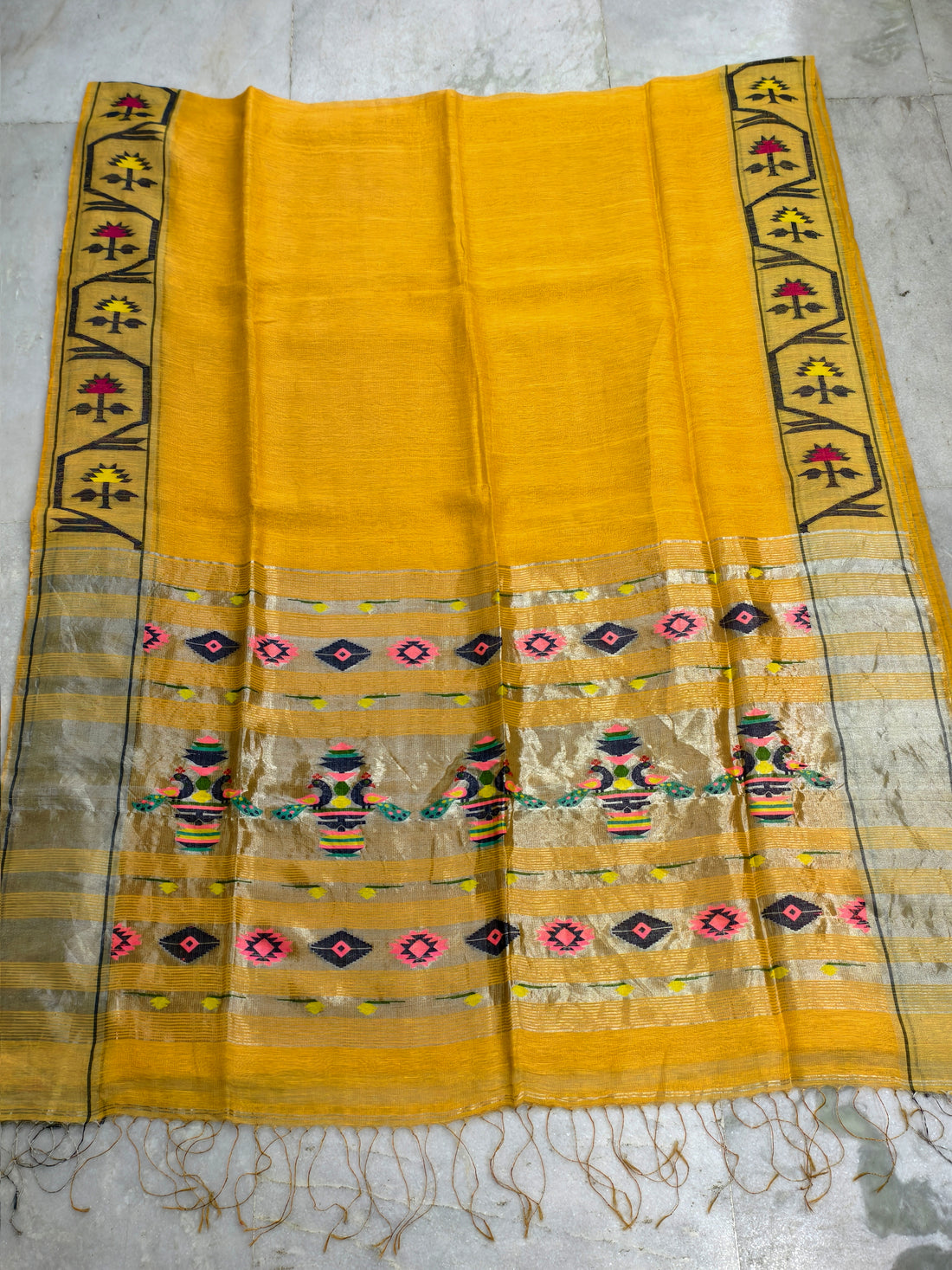 Lenin silk jamdani saree with pythani border and pallu