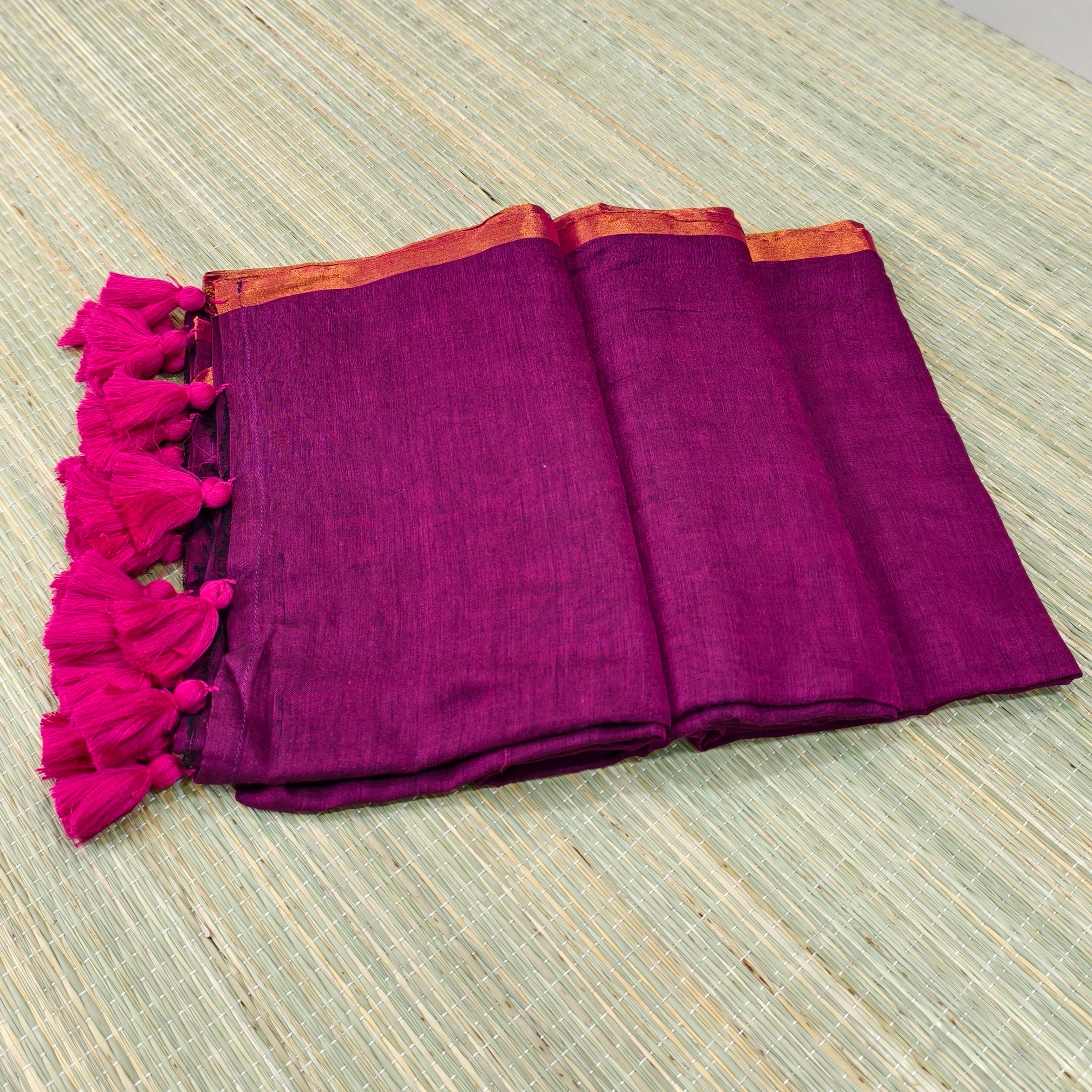 Mul cotton saree with zari border