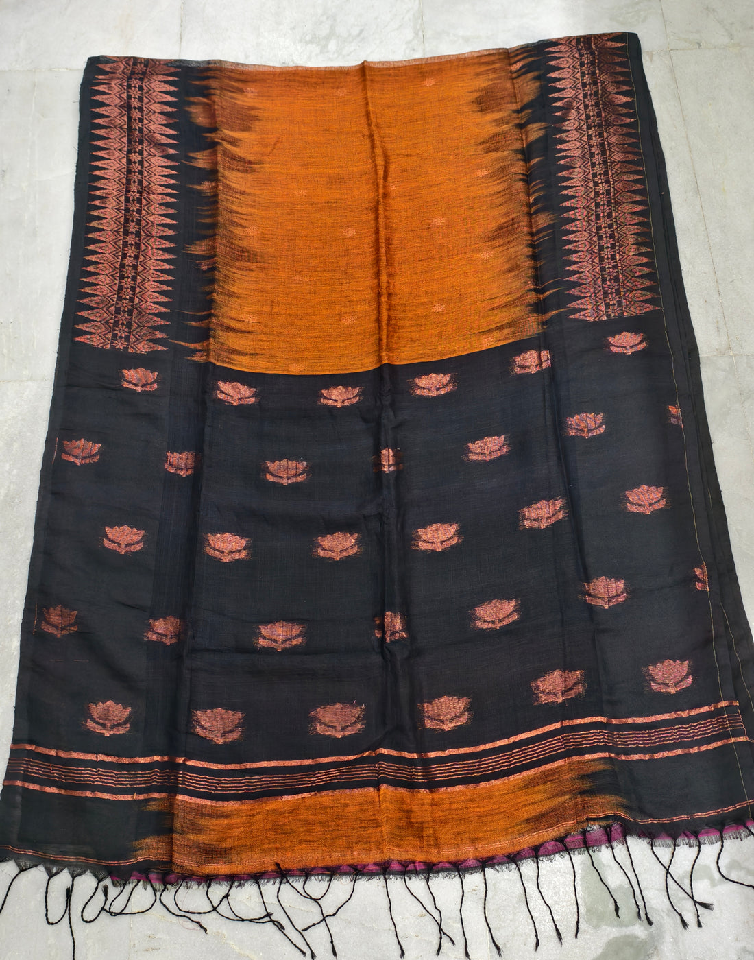 Lenin by Lenin jaquard embroidery saree