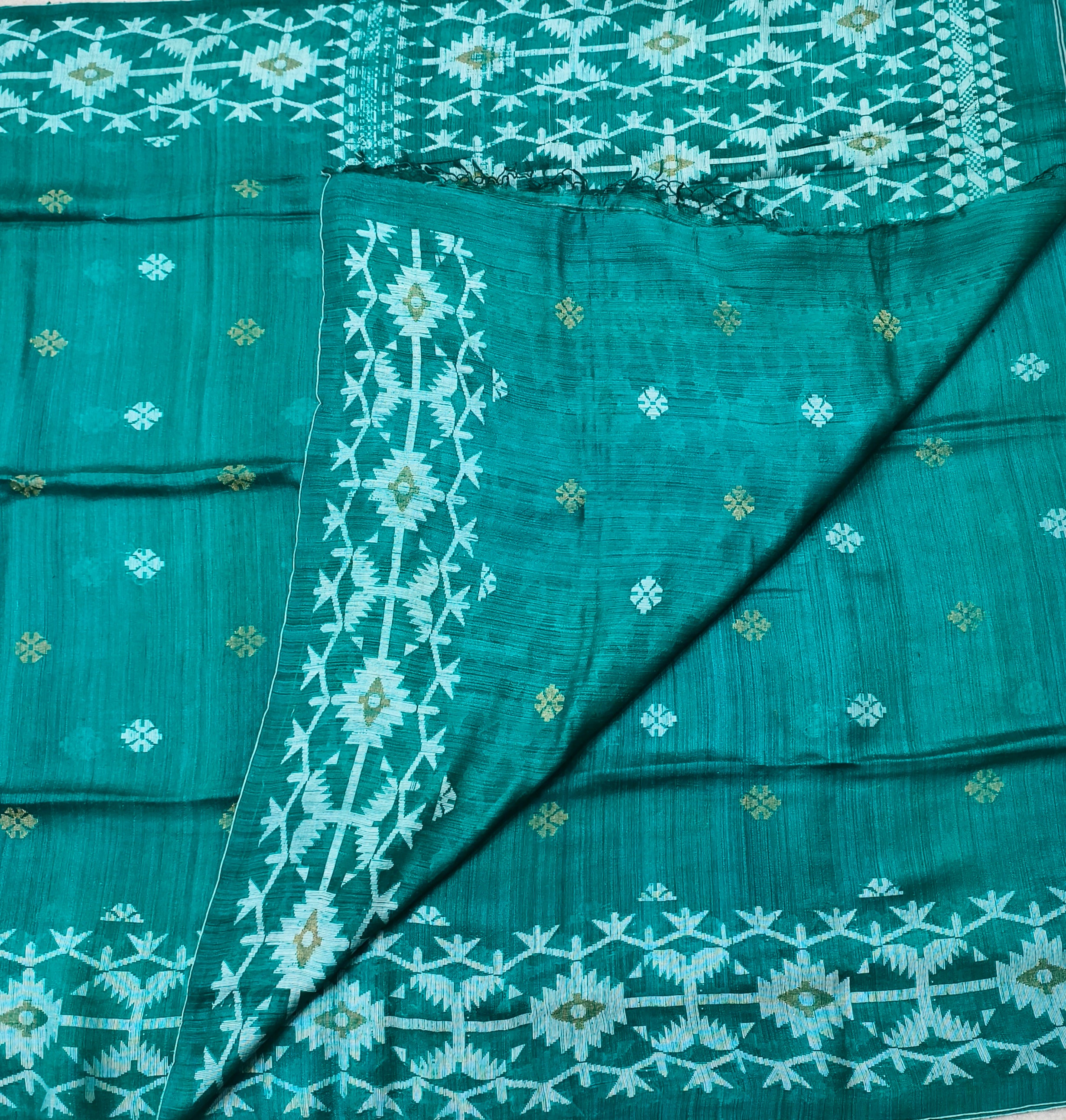 Pure matka silk jaquard embroidery saree