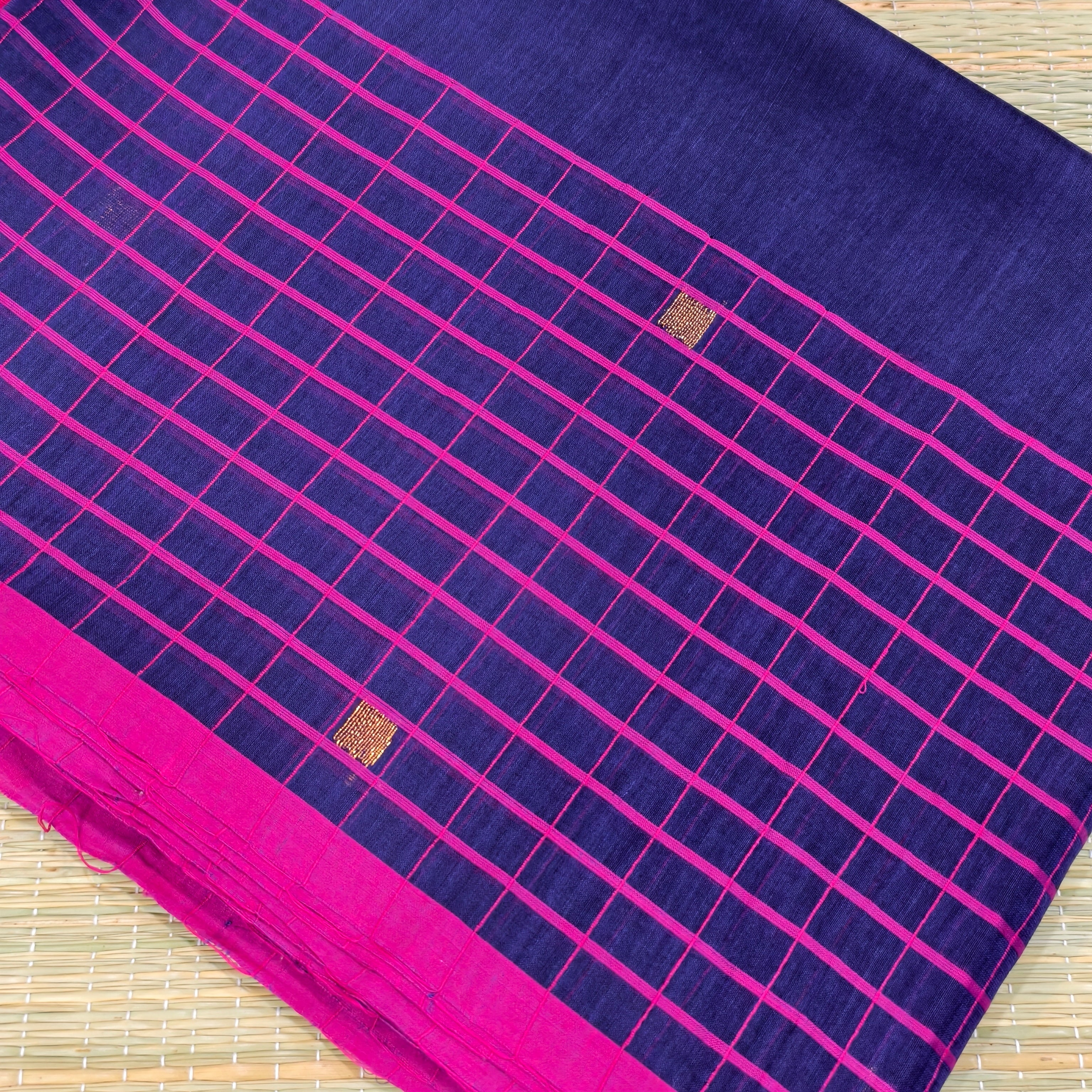 premium mul with zari striped pallu