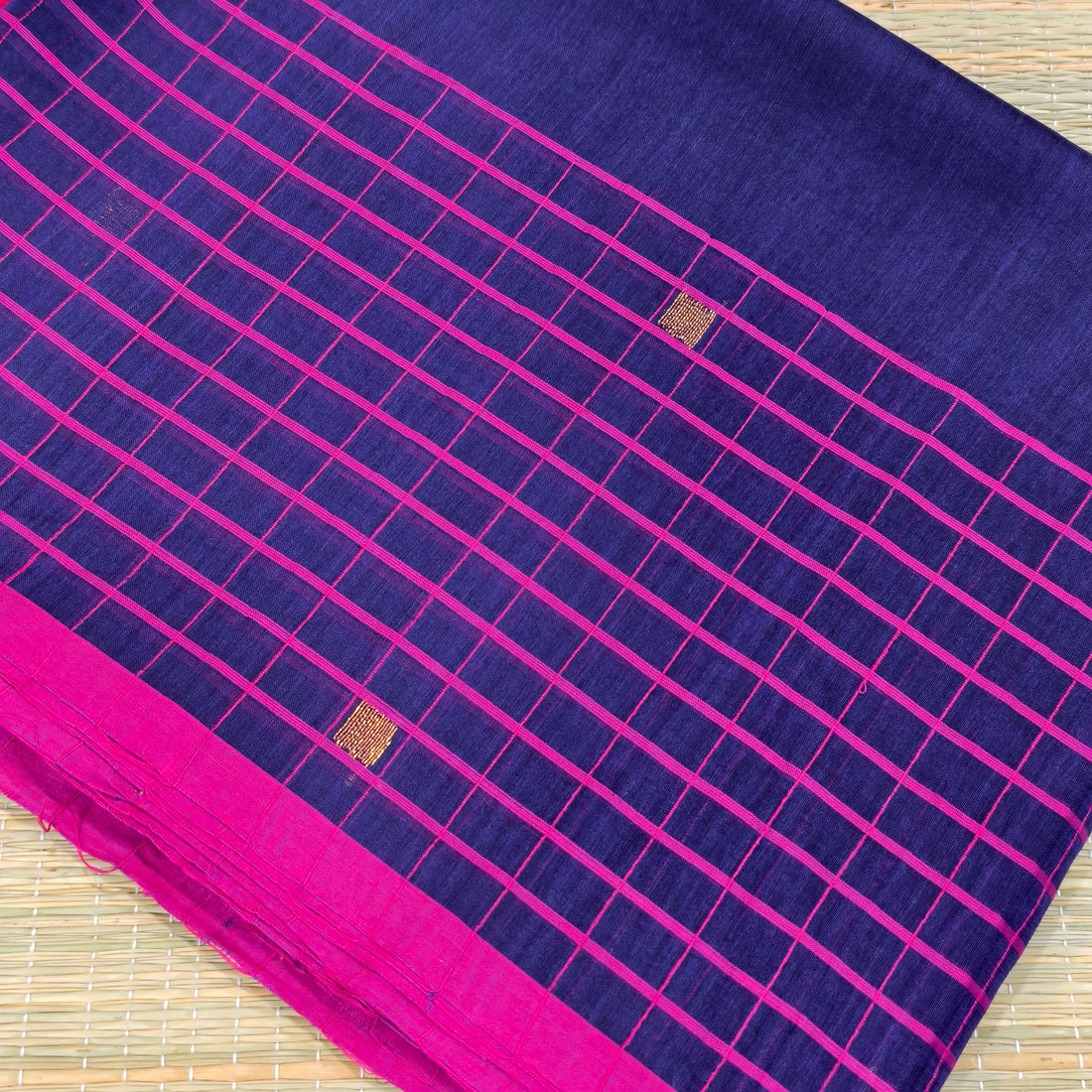 premium mul with zari striped pallu