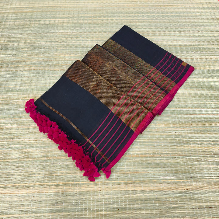 premium mul with zari striped pallu
