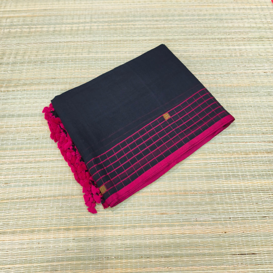 premium mul with zari striped pallu