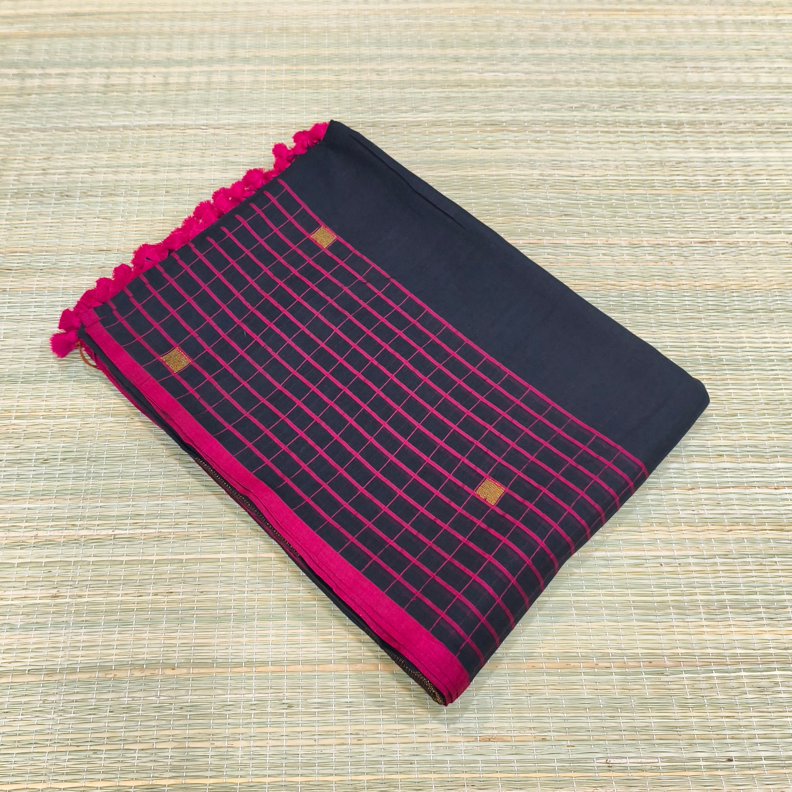 premium mul with zari striped pallu