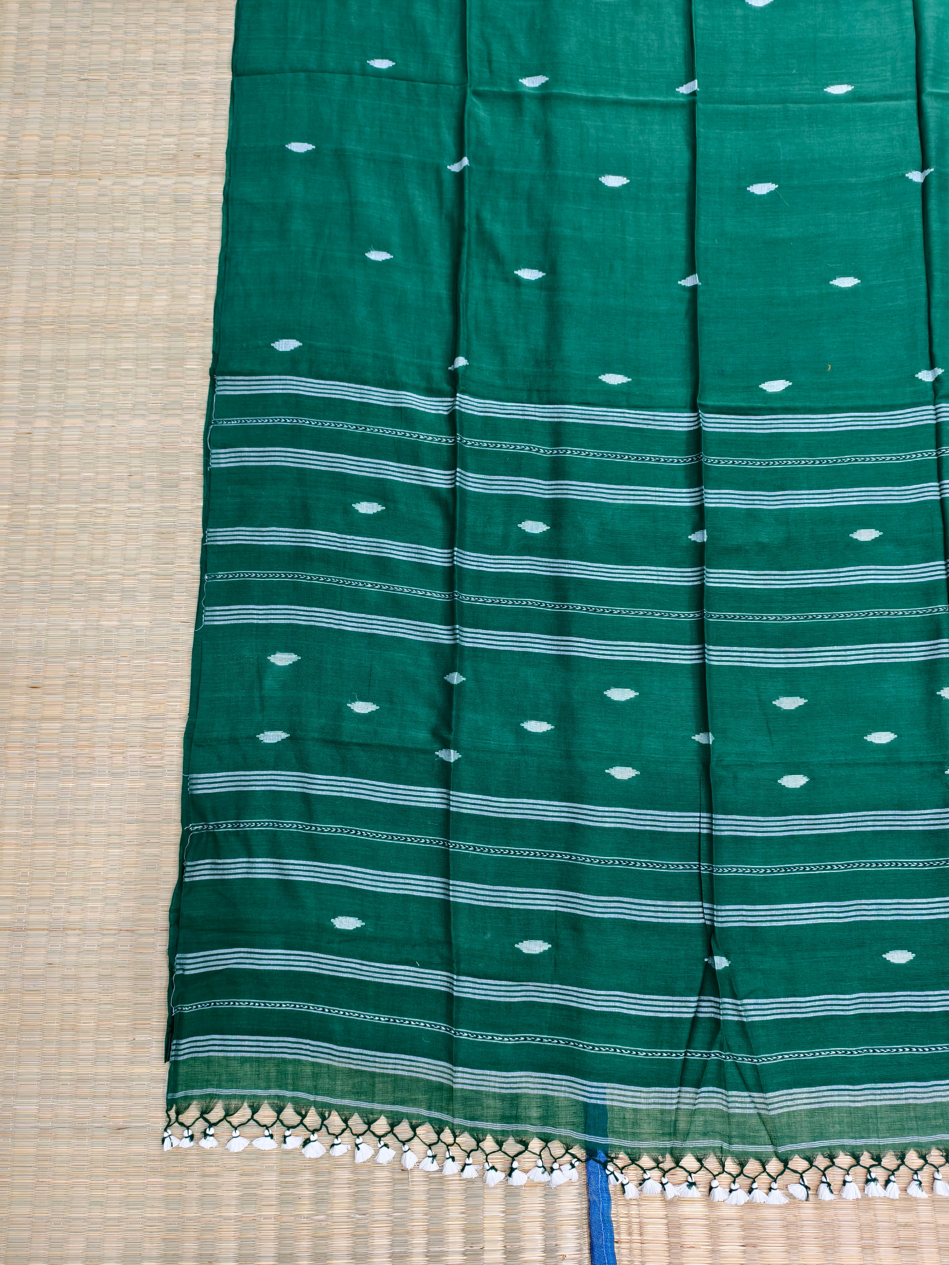 Premium mul jamdani saree