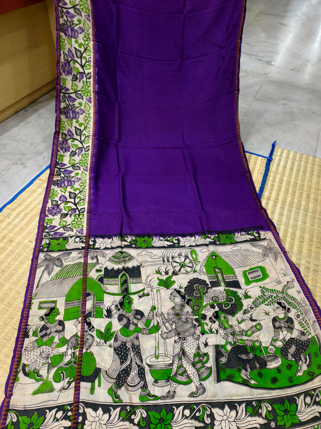 Plain Mangalagiri silk with kalamkari gap border