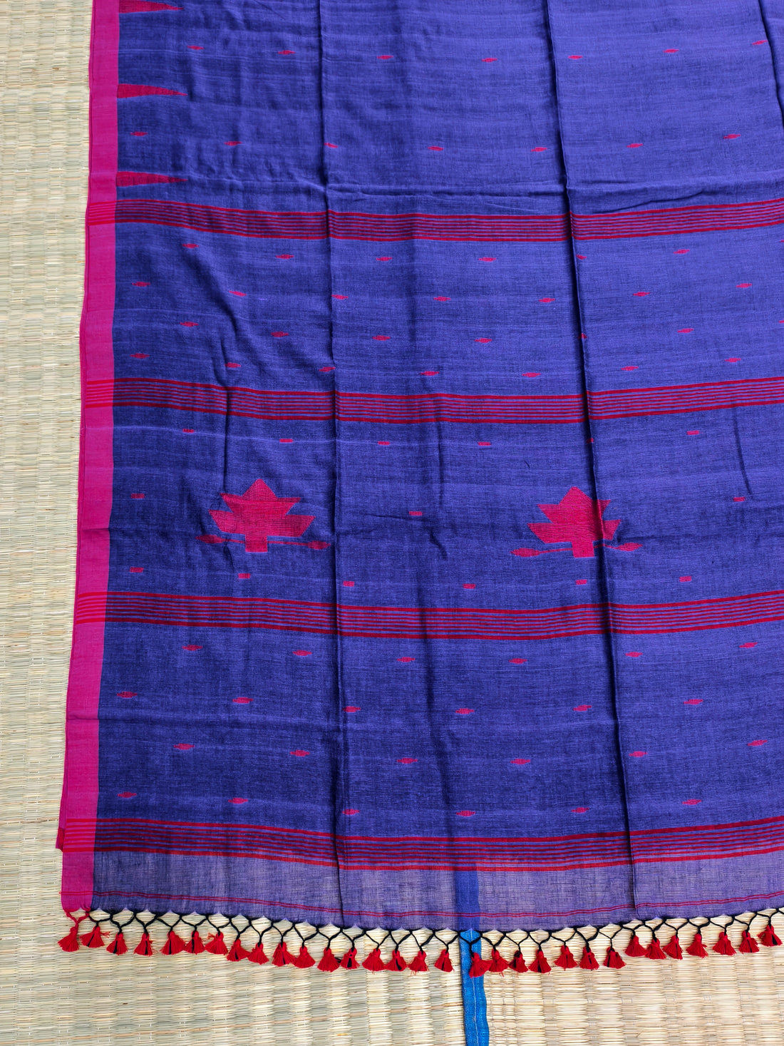 Premium mul jamdani saree