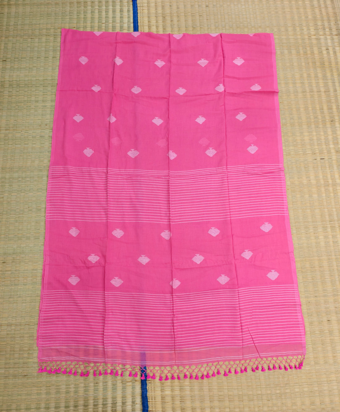 Premium mul jamdani saree