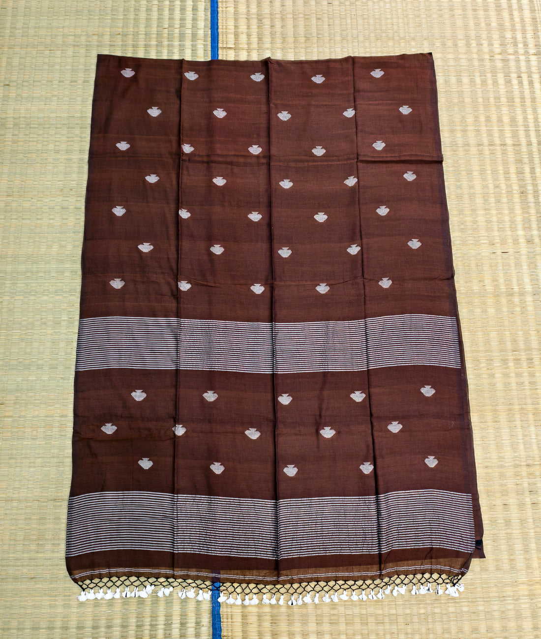 Premium mul jamdani saree