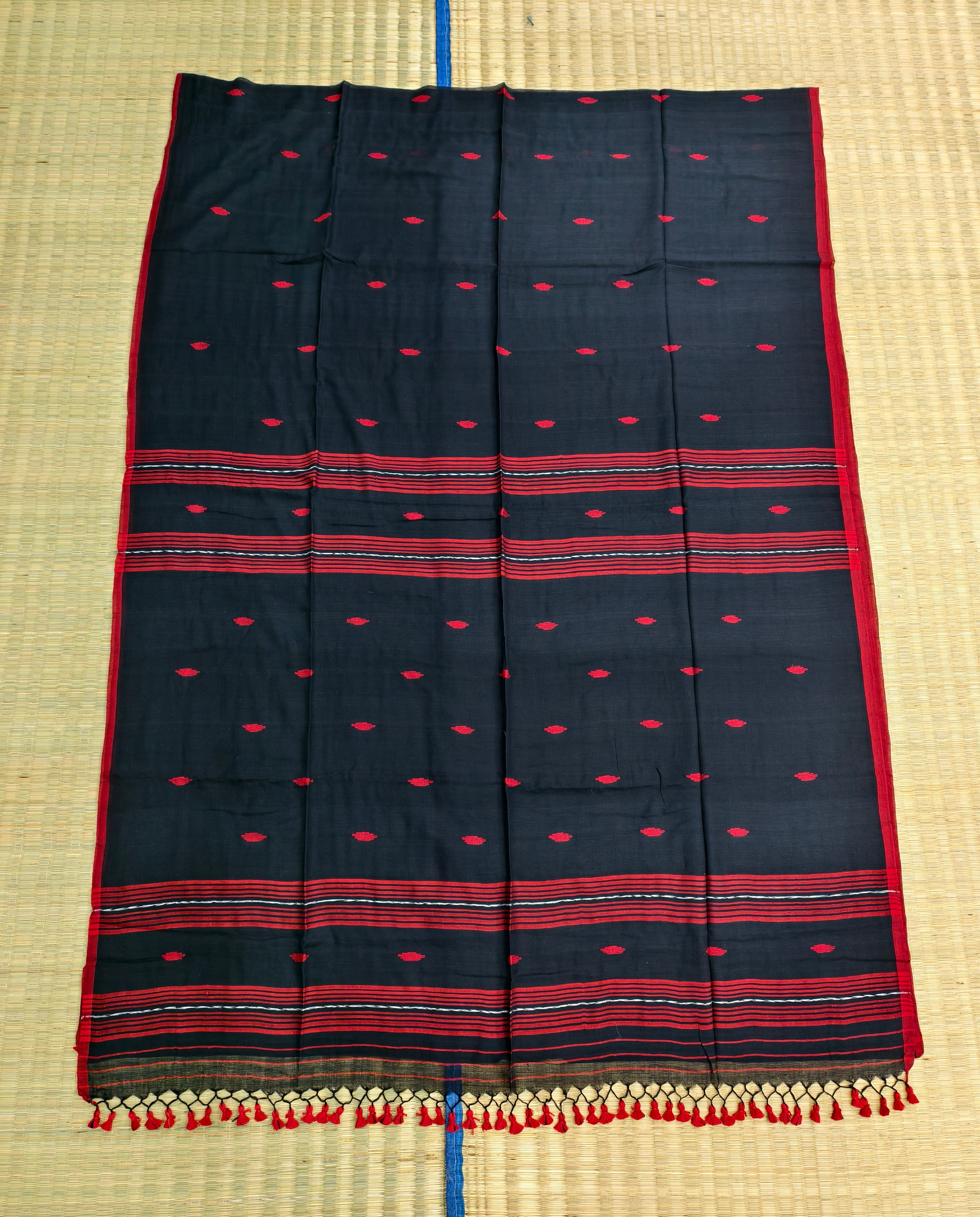 Premium mul jamdani saree