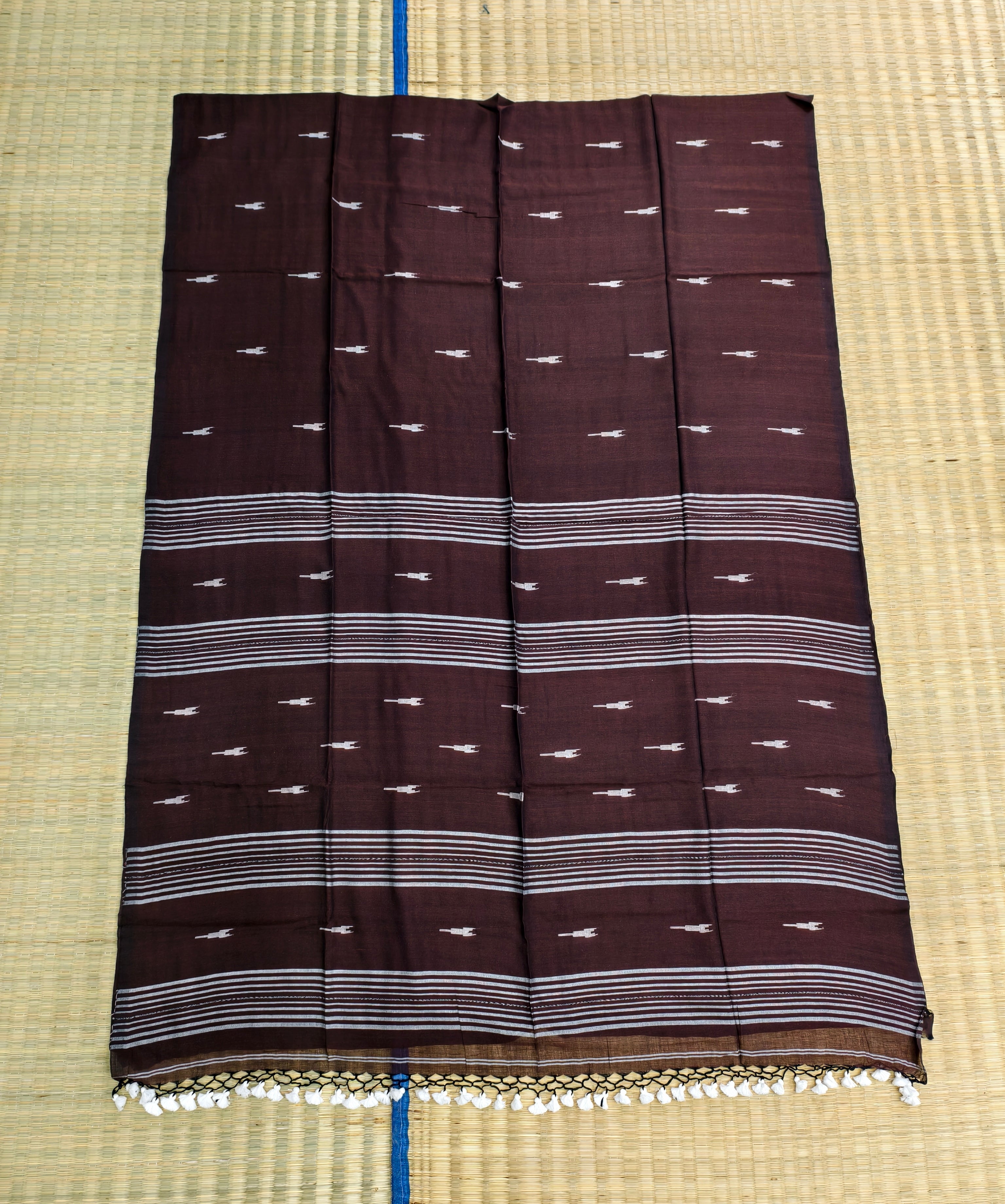 Premium mul jamdani saree