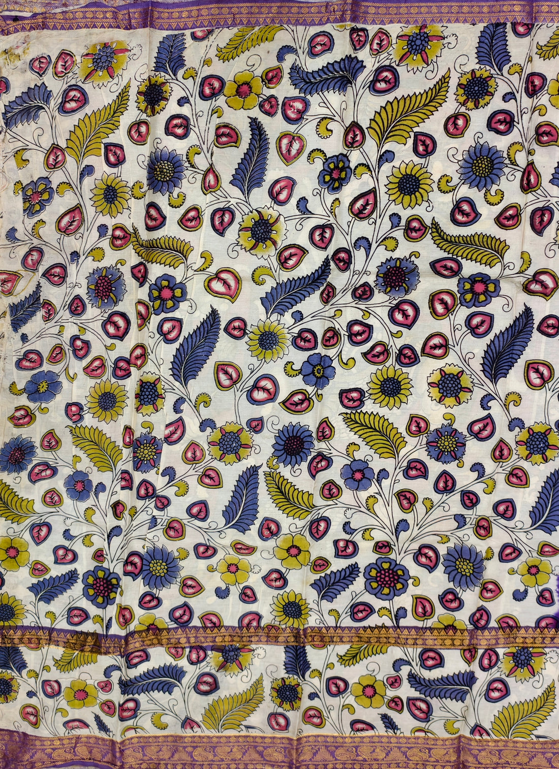 Plain Mangalagiri silk with kalamkari gap border