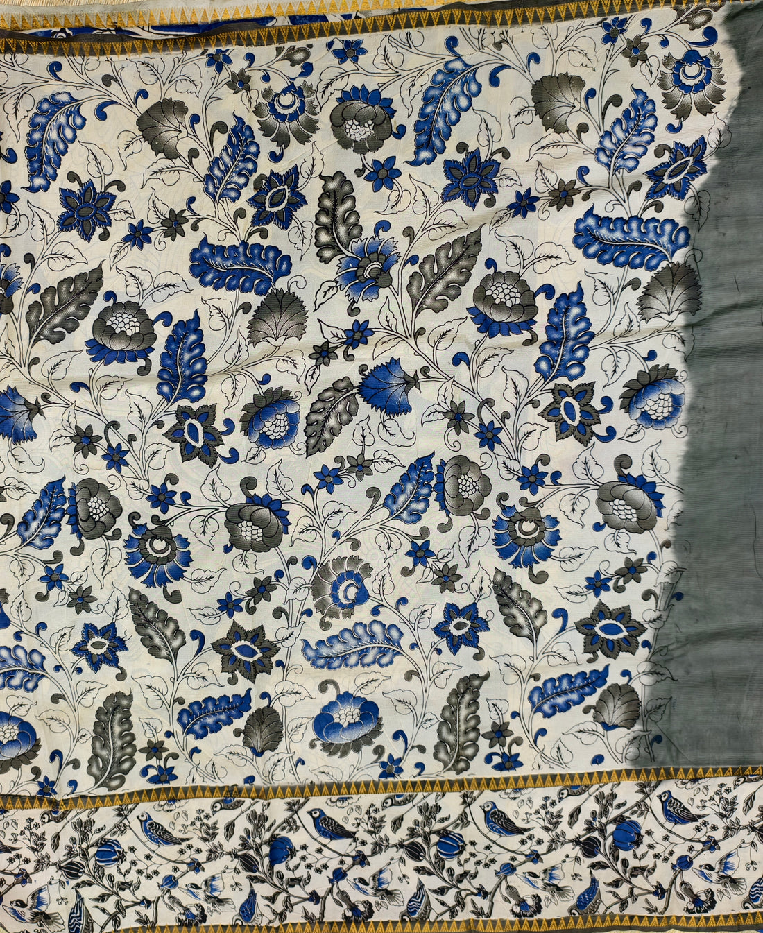 Plain Mangalagiri silk with kalamkari gap border