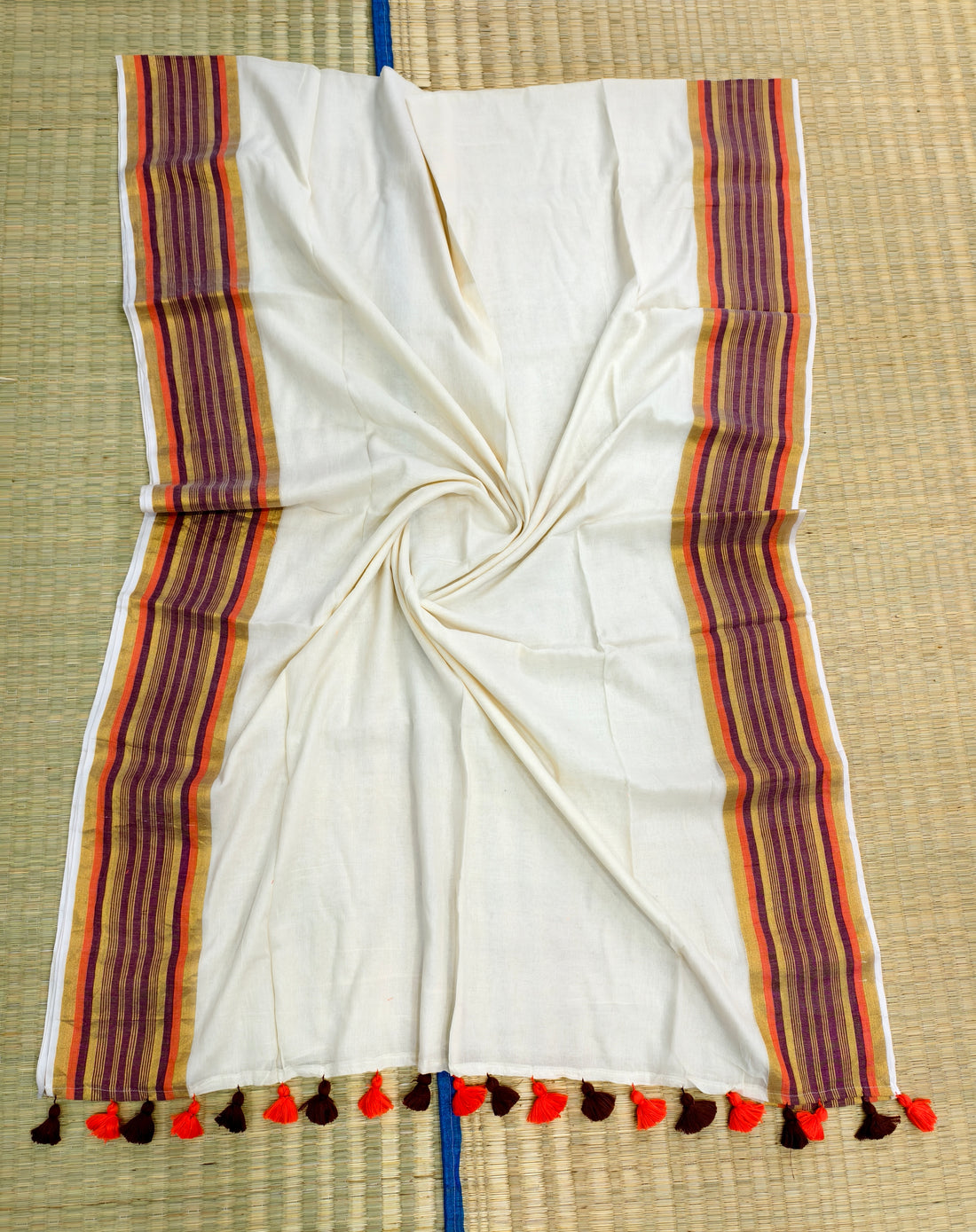 Mul cotton saree with Multicolour border