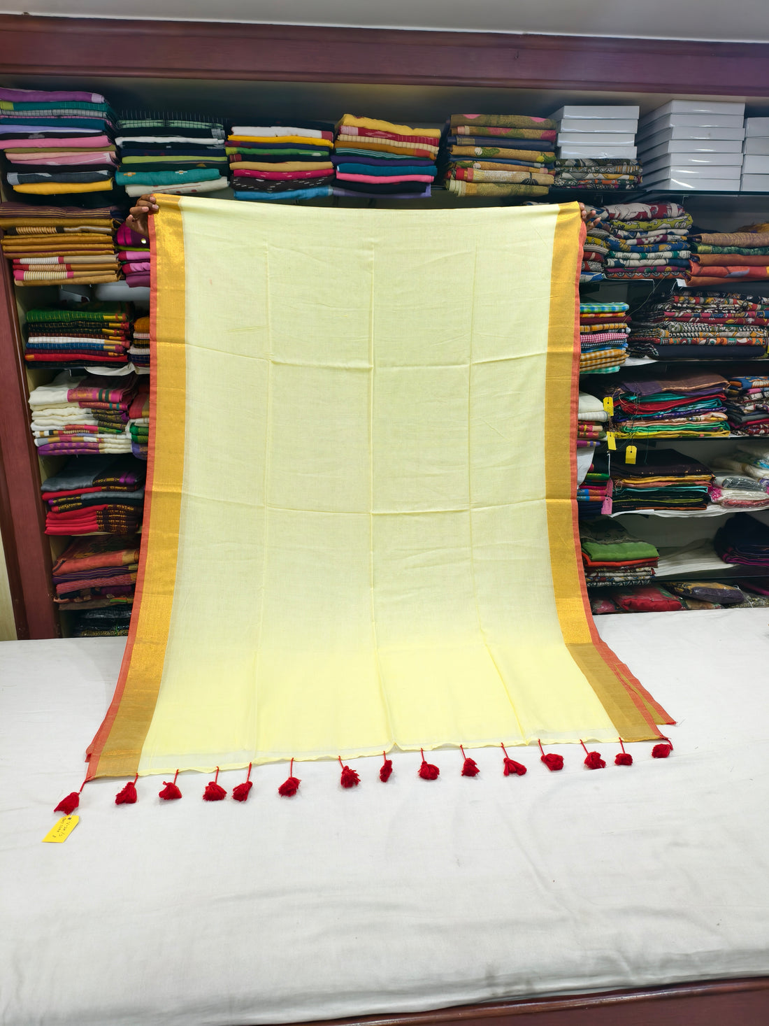 Mul cotton saree with zari border
