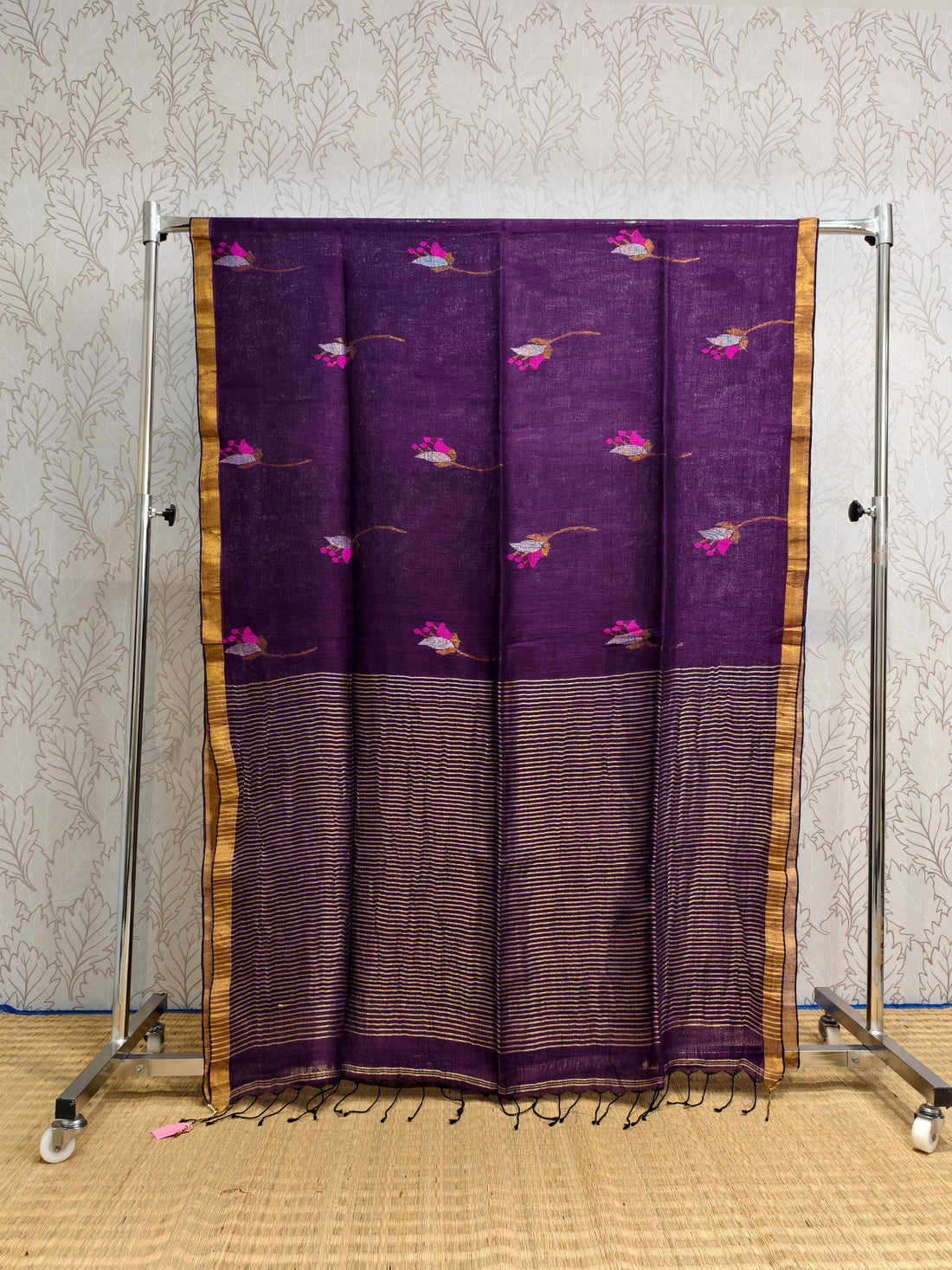 Linen by Linen jamdani saree