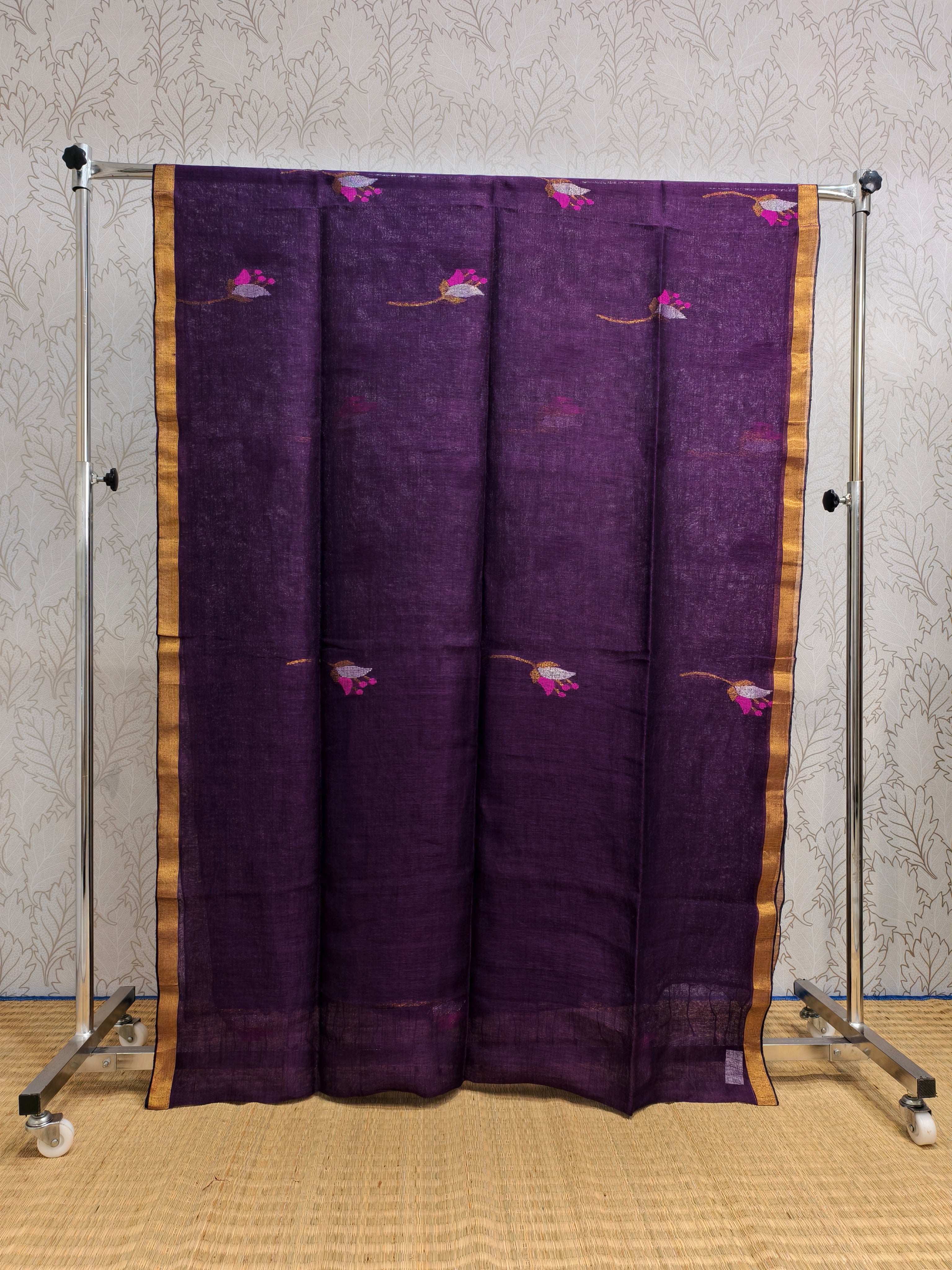 Linen by Linen jamdani saree