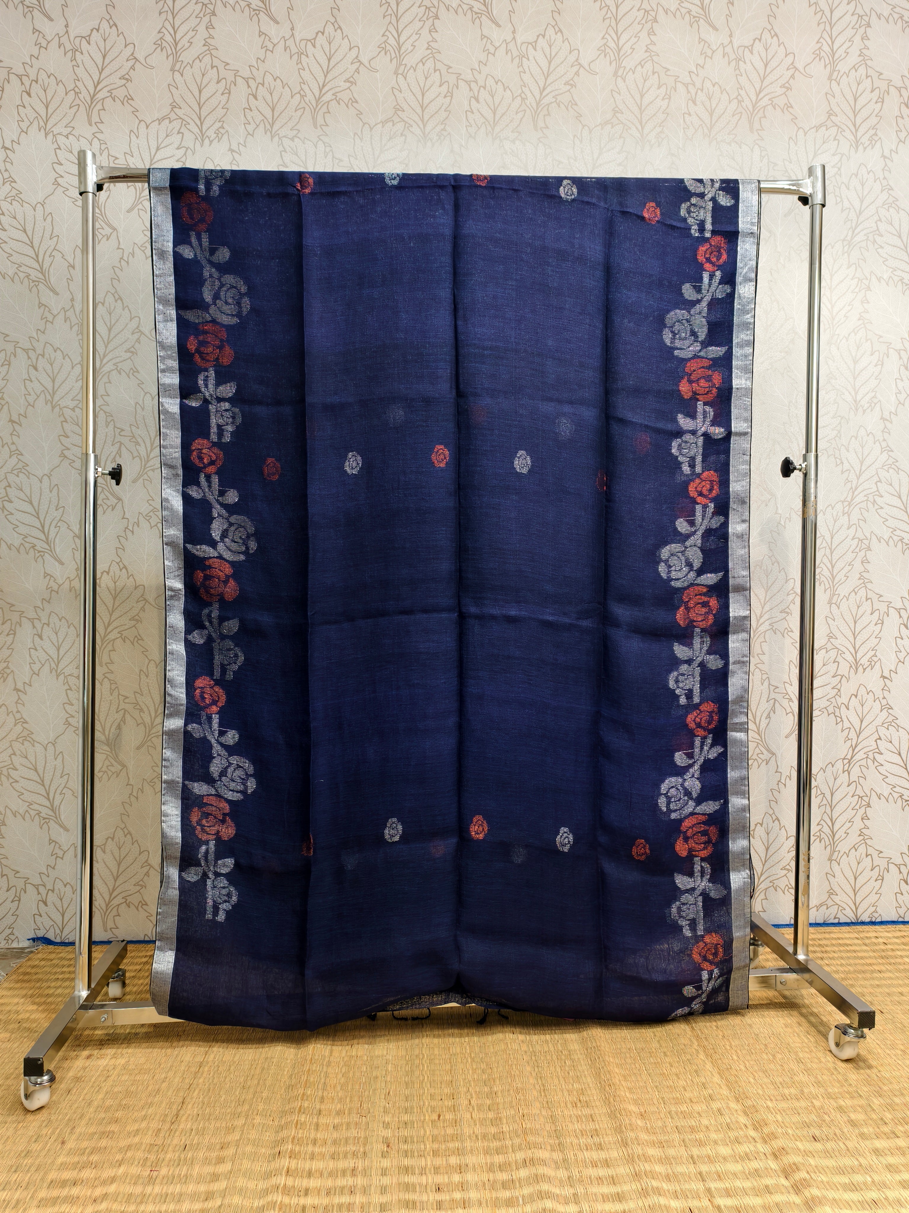 Linen by Linen jamdani saree