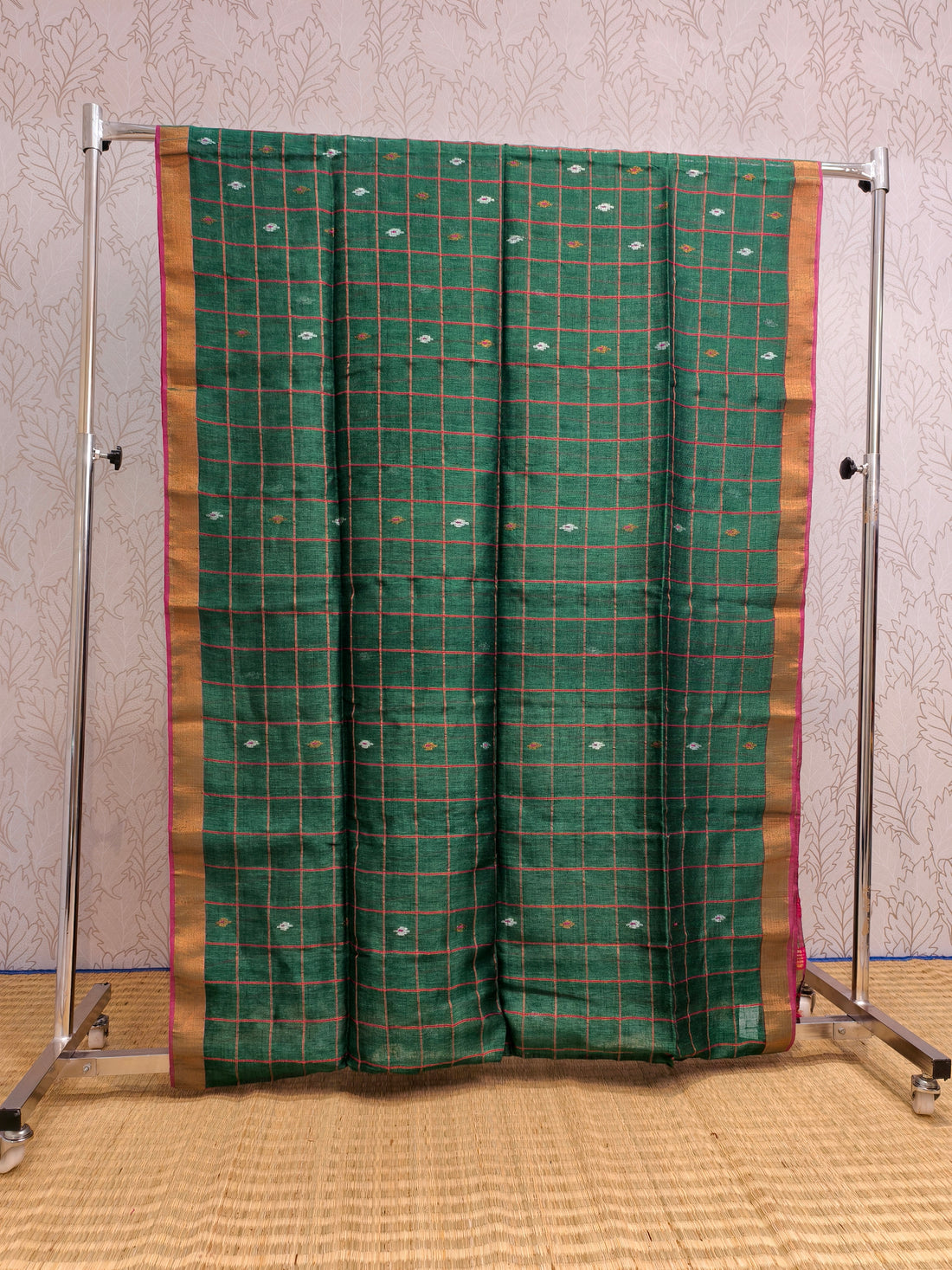 Linen by Linen jamdani saree