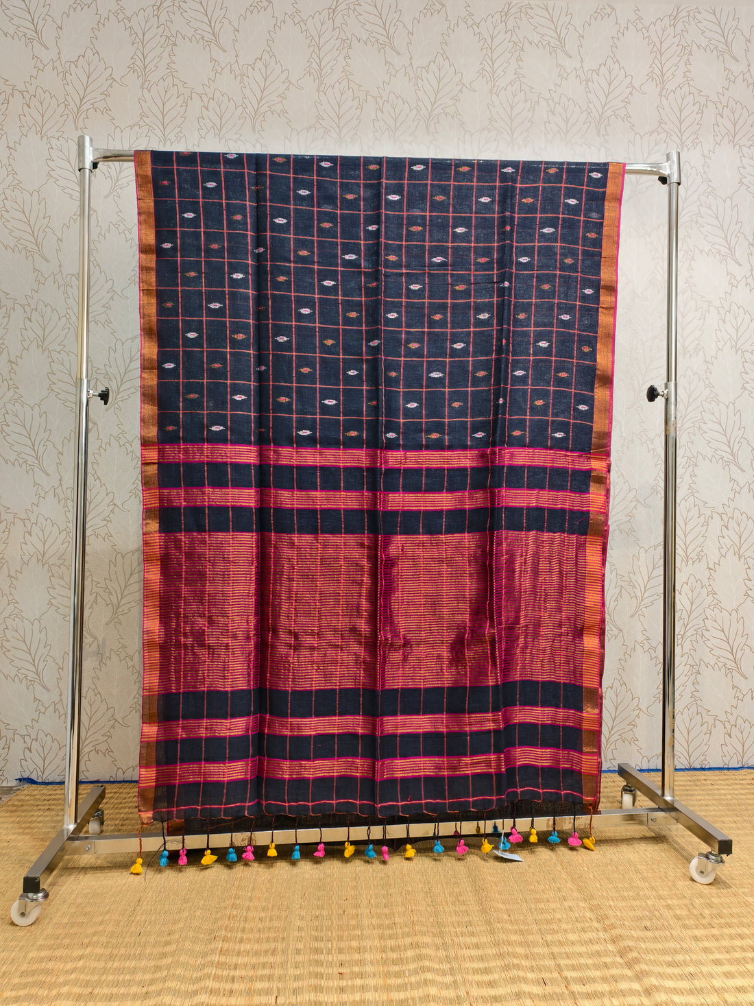 Linen by Linen jamdani saree