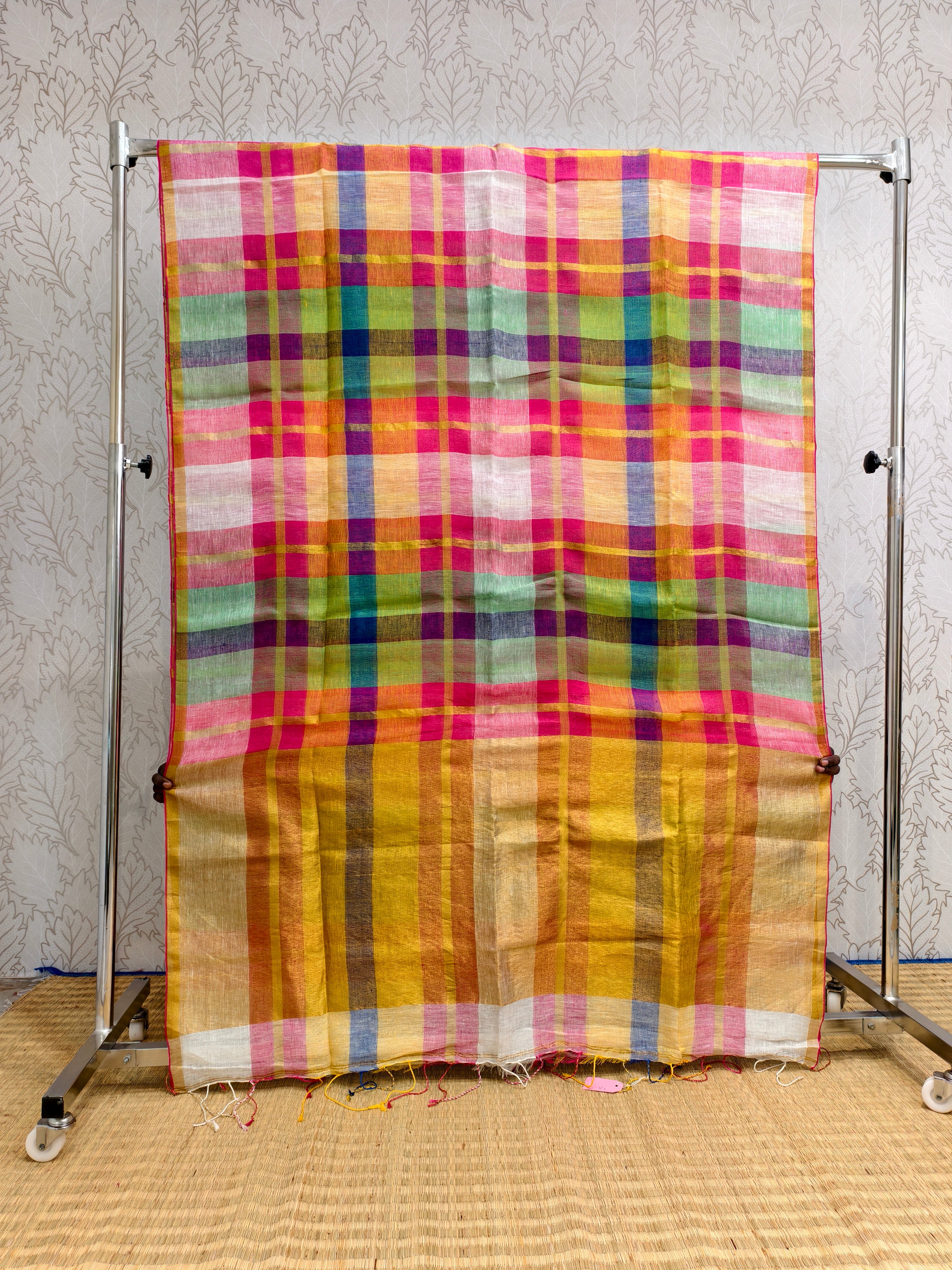 Linen by Linen jamdani saree