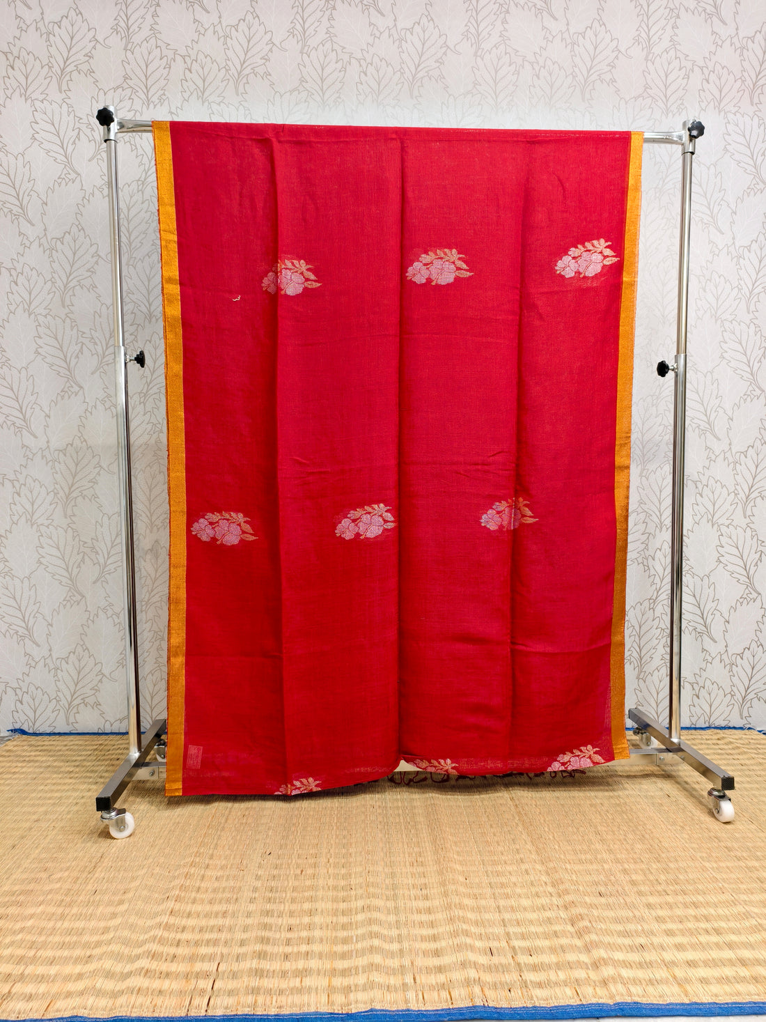 Linen by Linen jamdani saree