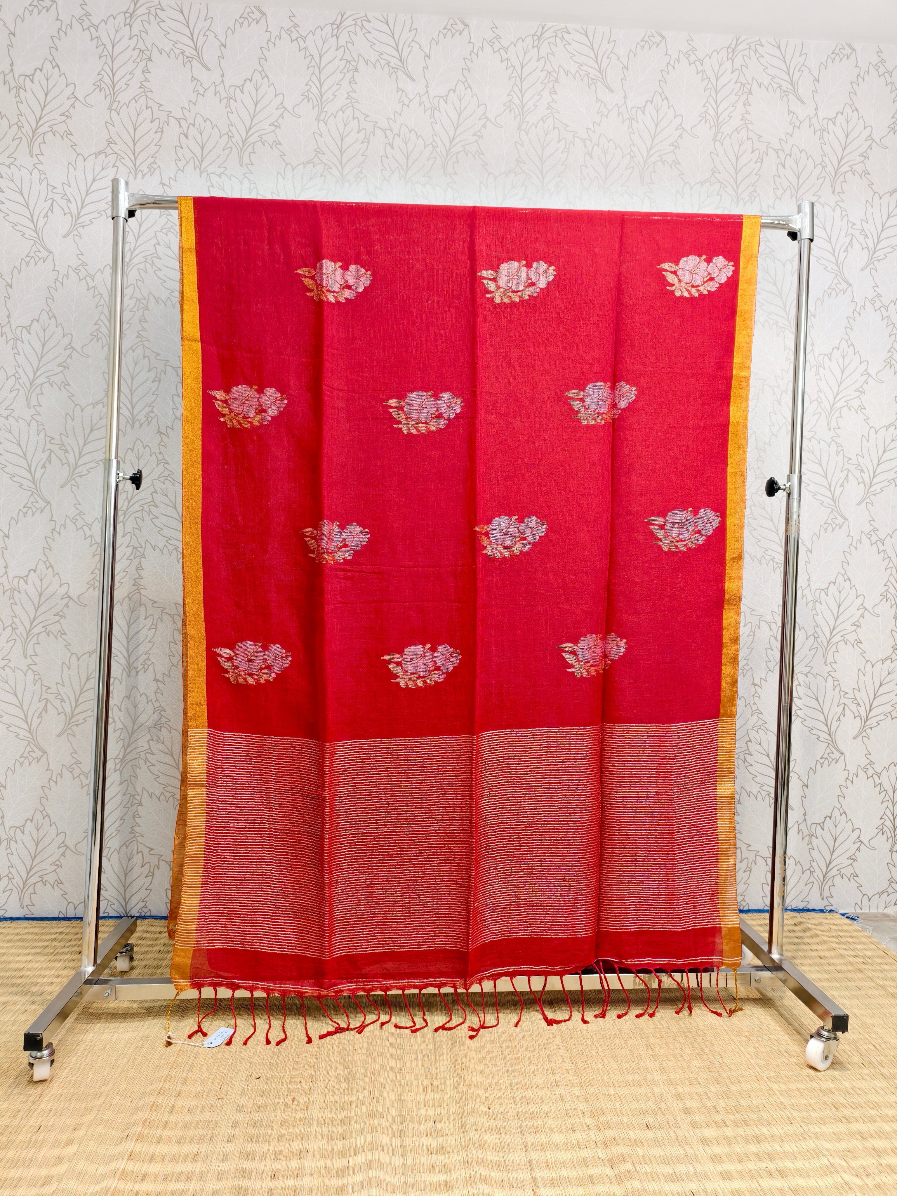 Linen by Linen jamdani saree