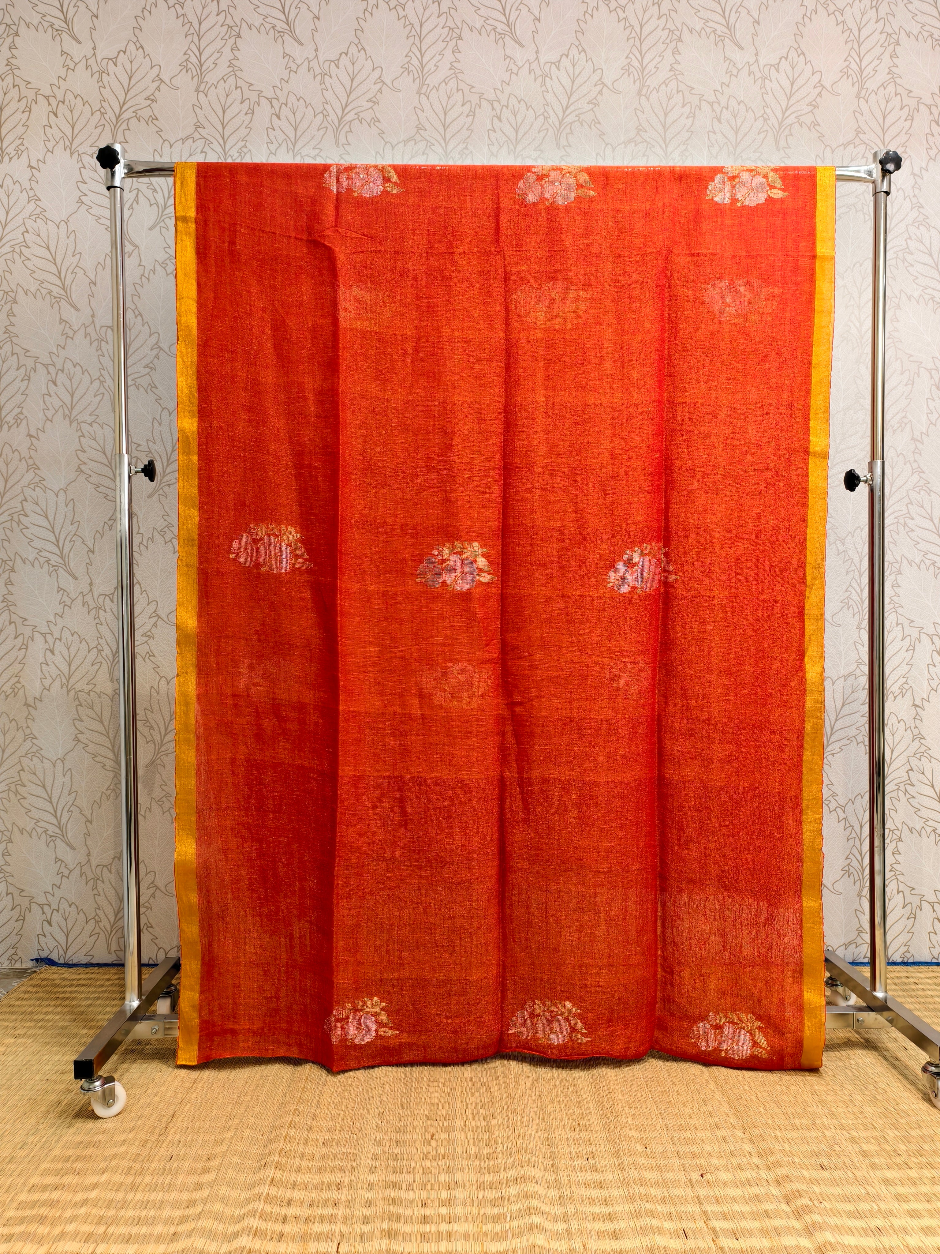 Linen by Linen jamdani saree