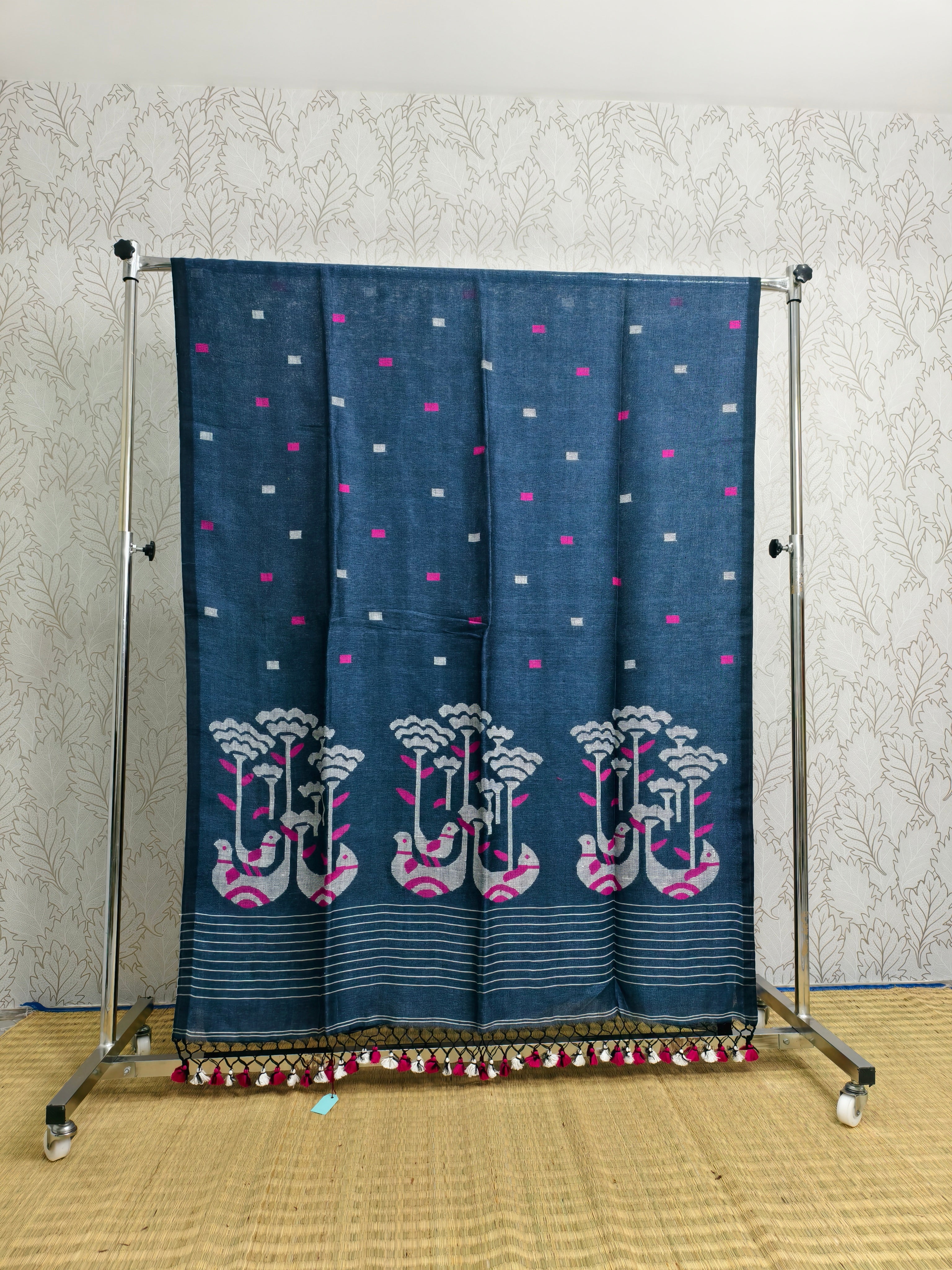 Linen by Linen needle jamdani