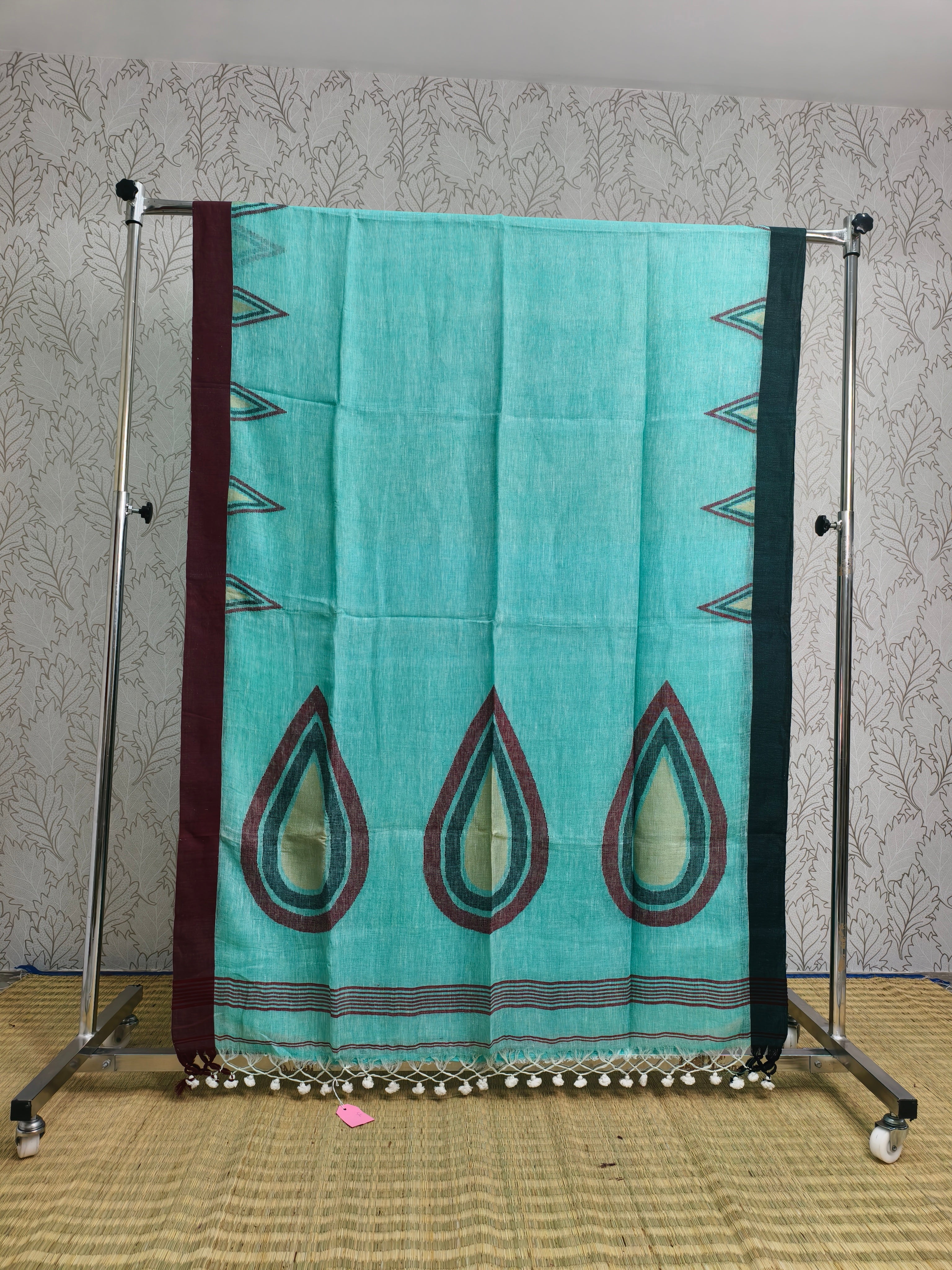 Linen by Linen needle jamdani saree