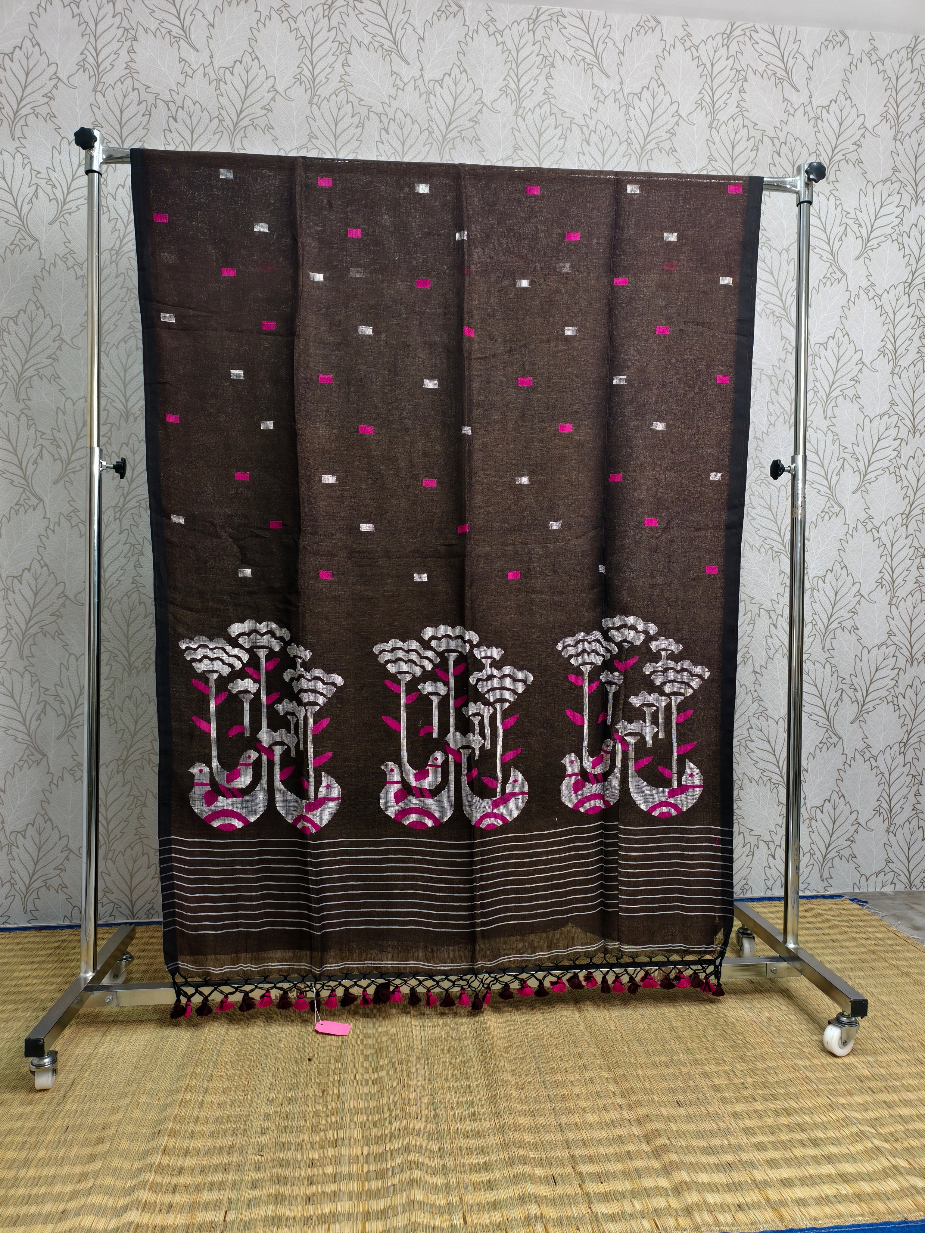 Linen by Linen needle jamdani saree