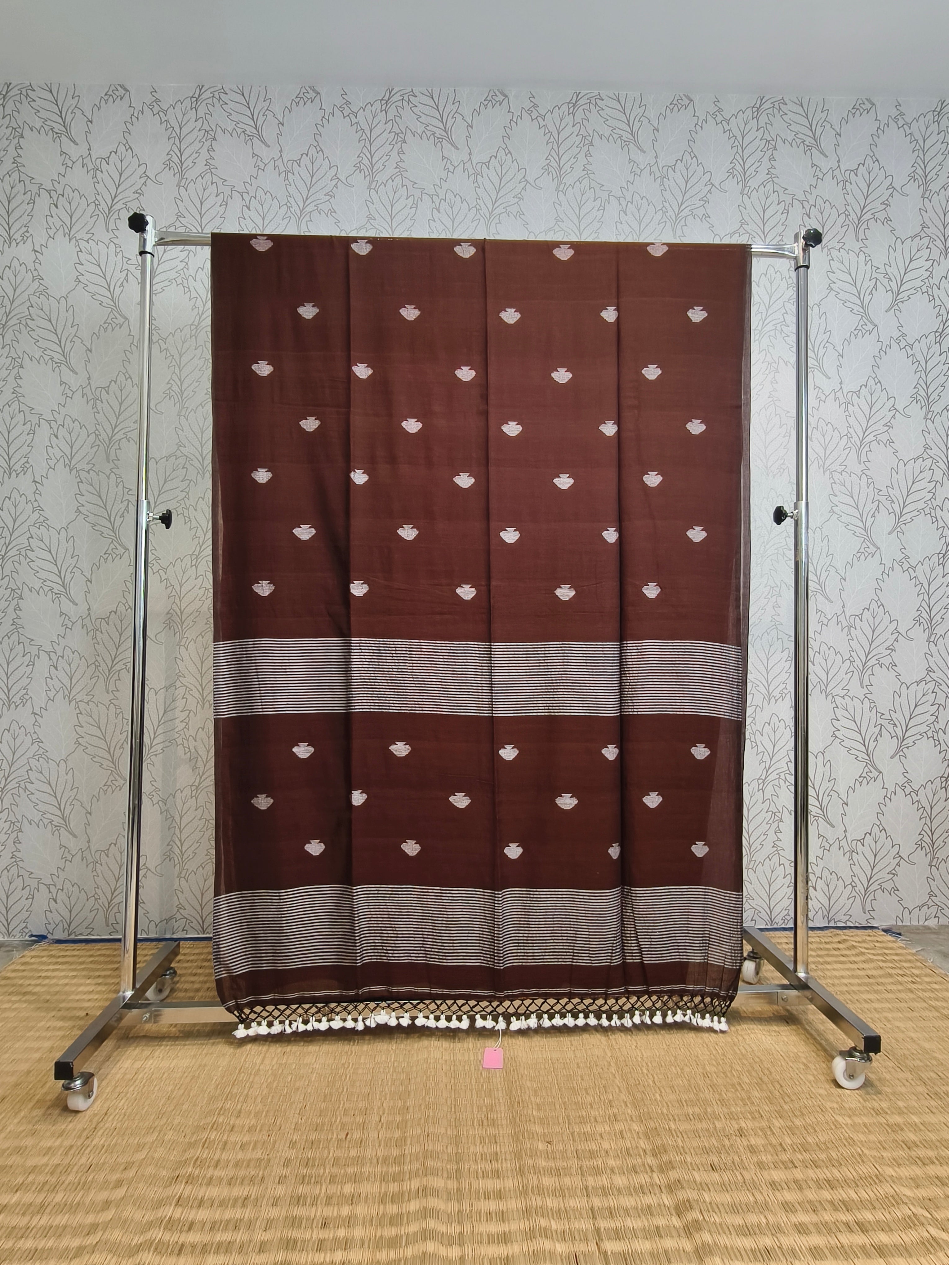 Premium mul jamdani saree