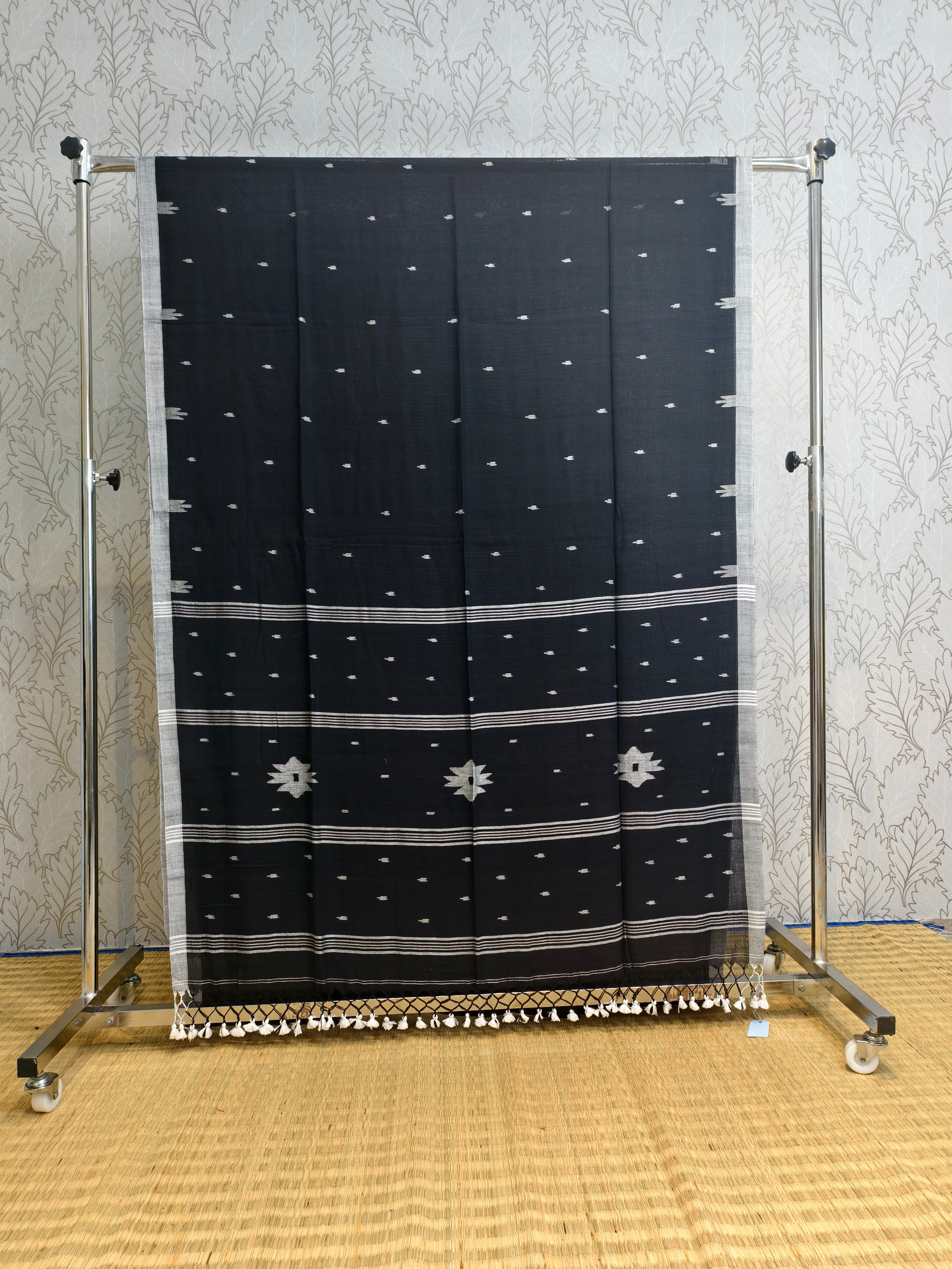 Premium mul jamdani saree