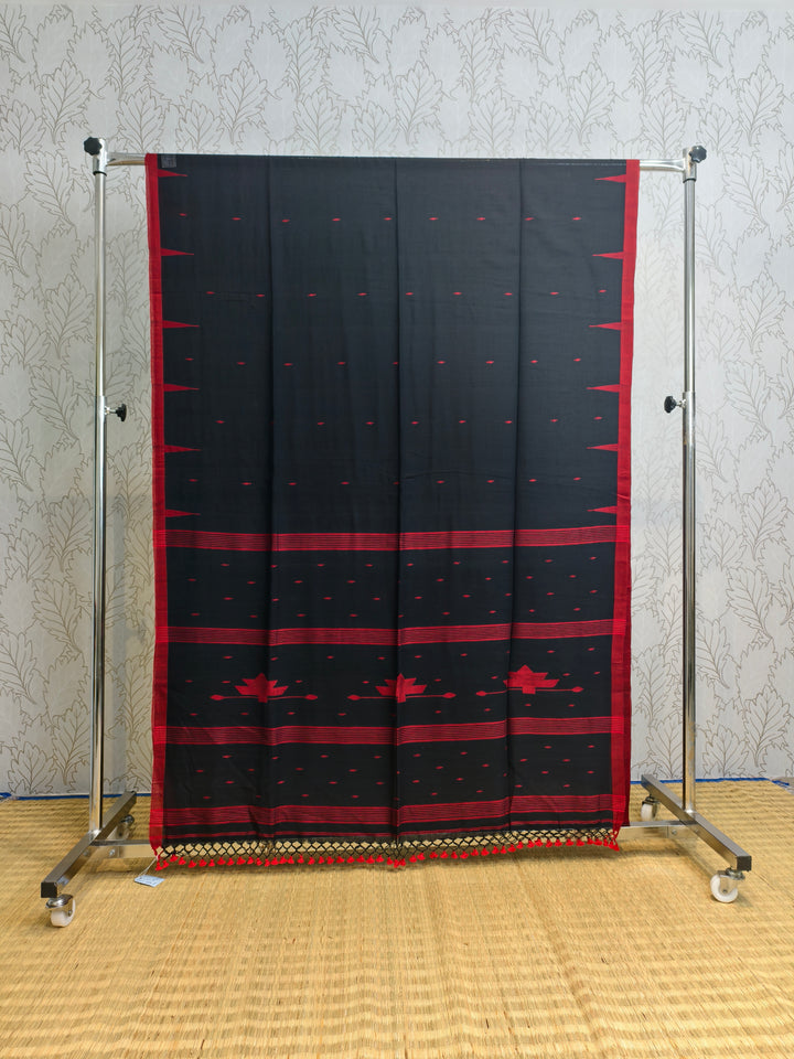 Premium mul jamdani saree