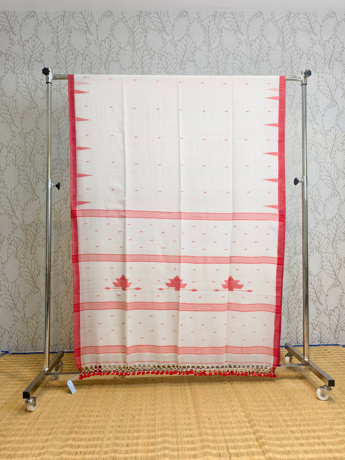 Premium mul jamdani saree
