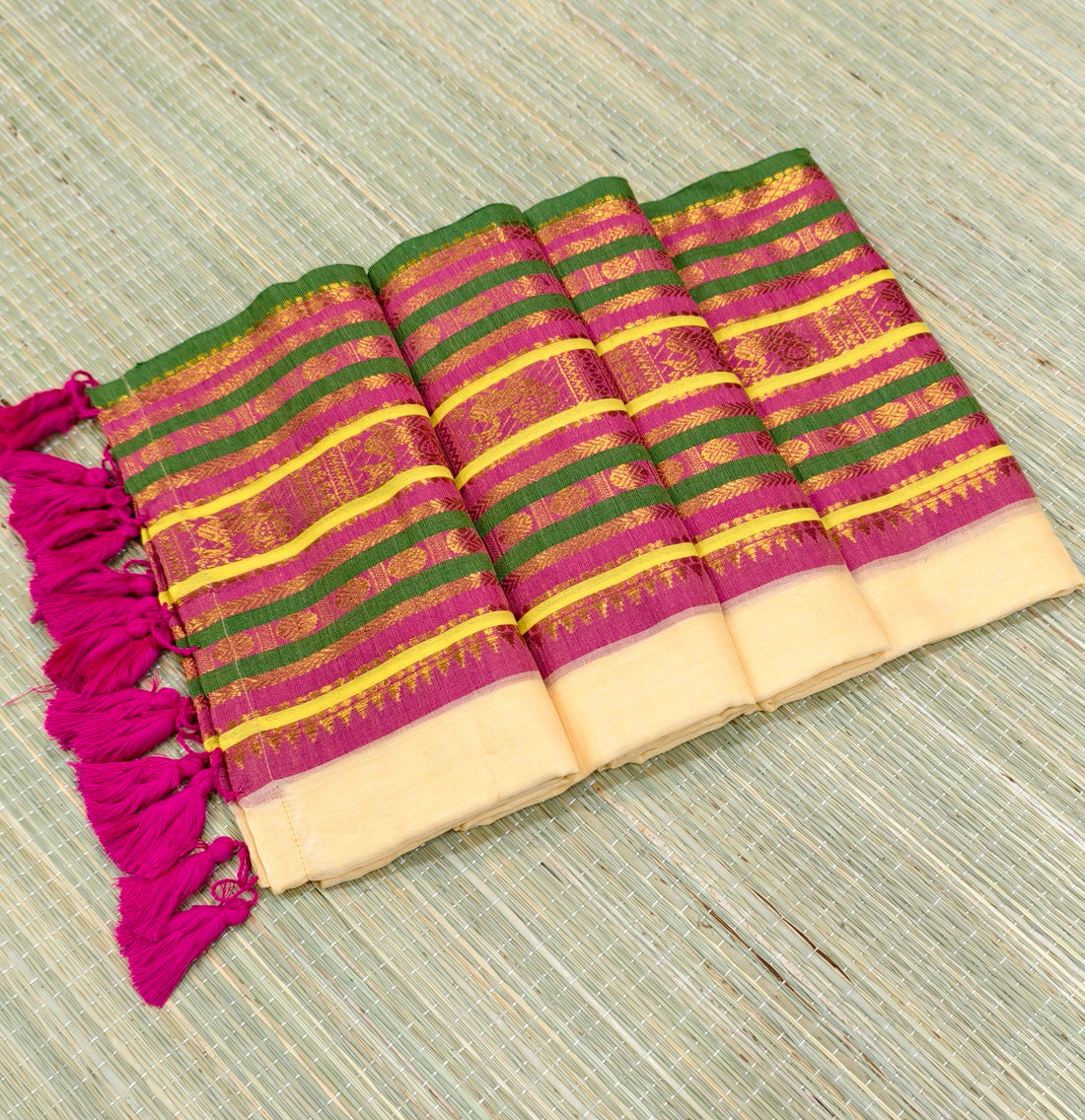 Premium mul cotton orangish peach saree with big kanchi border
