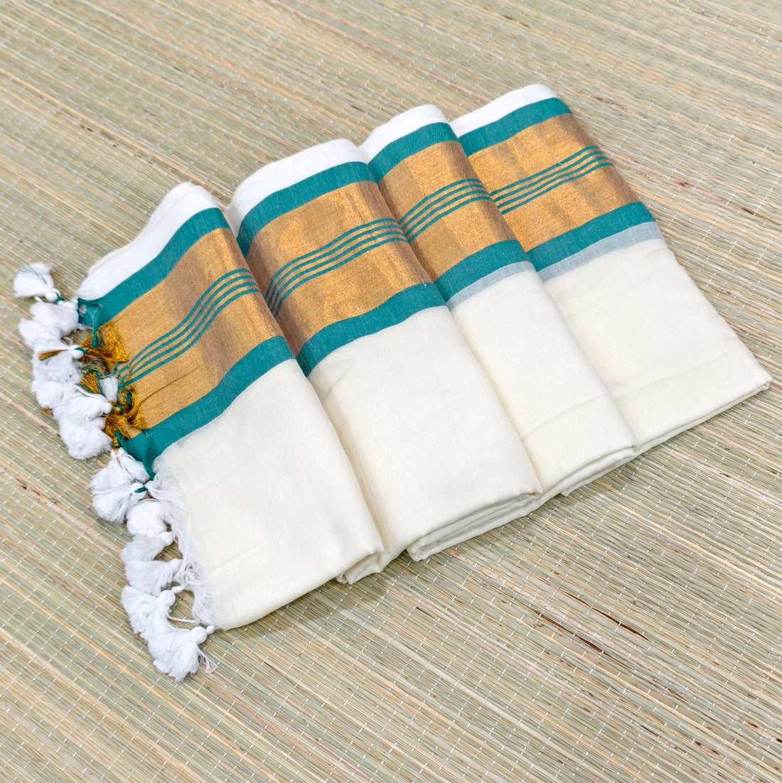 Premium mul cotton saree with zari border