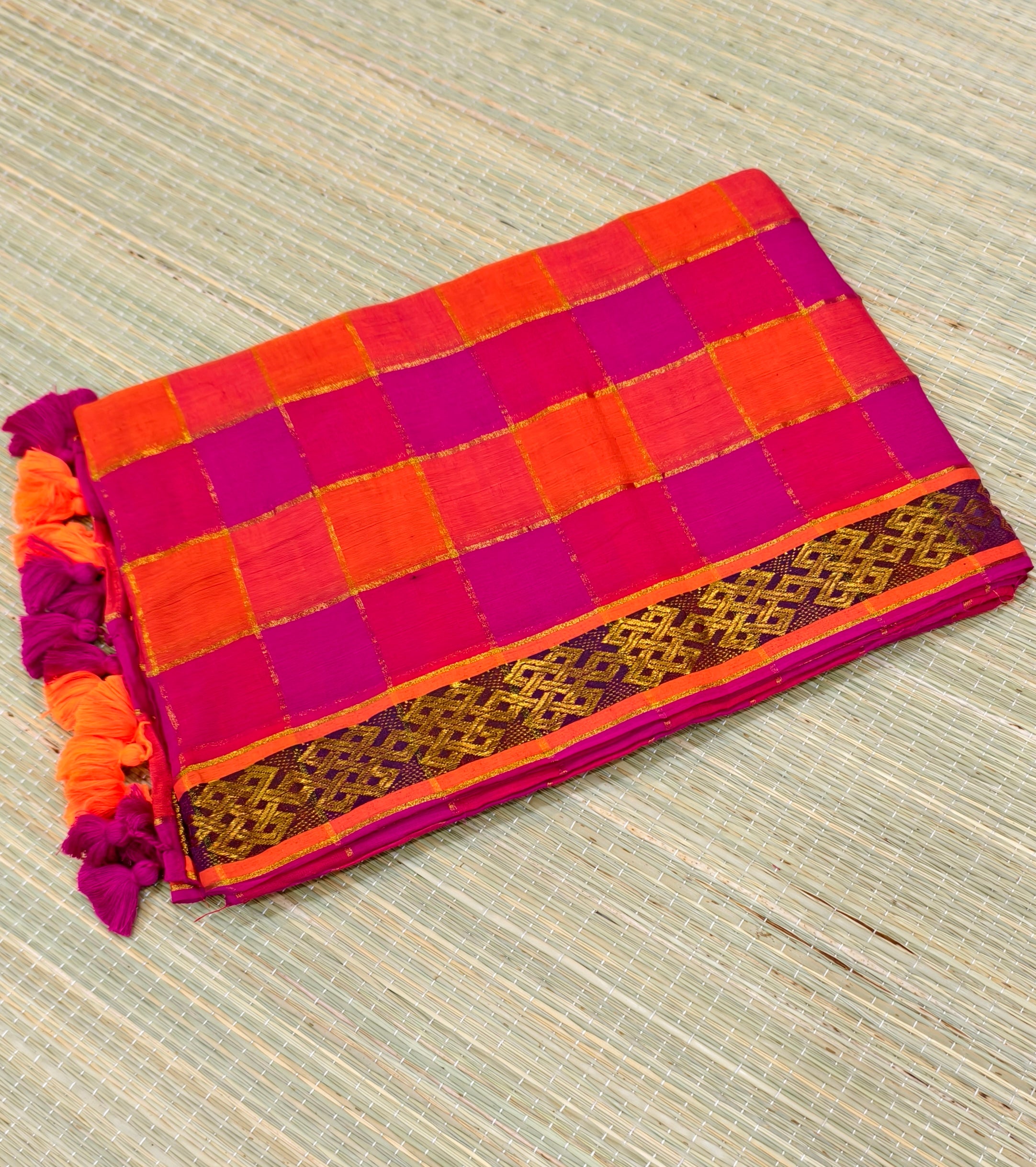 Premium mul cotton zari check multi colour saree with kanchi border