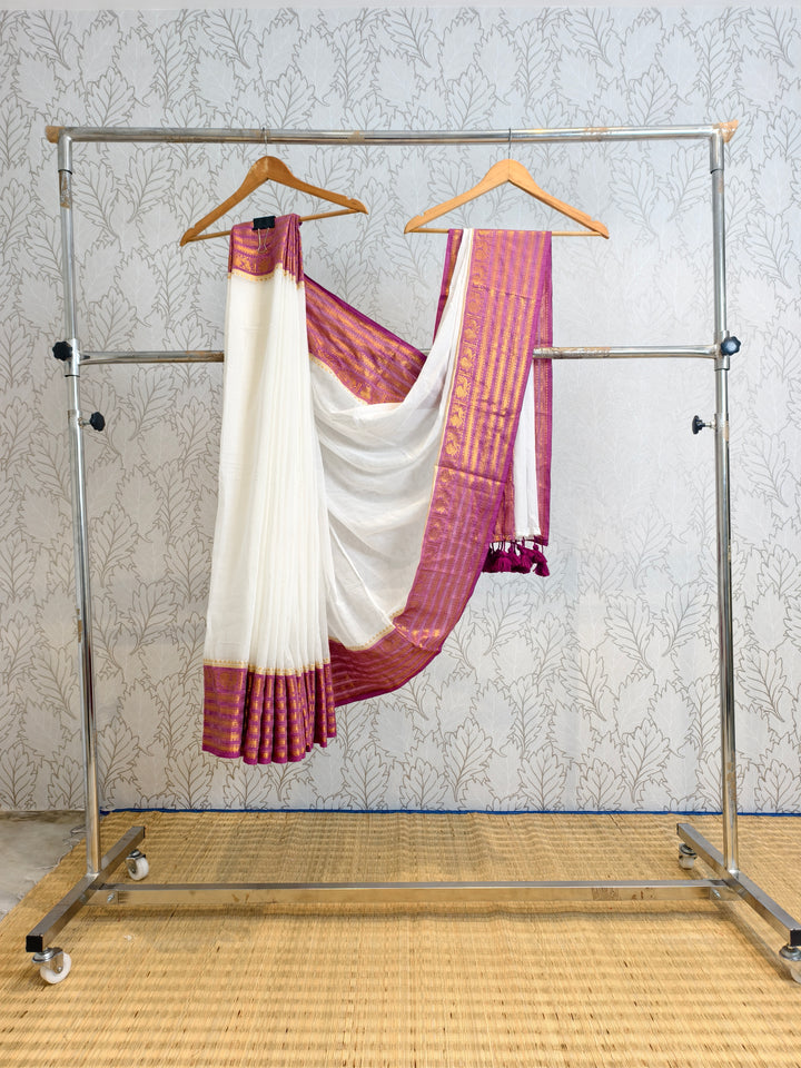 Premium mul cotton white saree with kanchi border