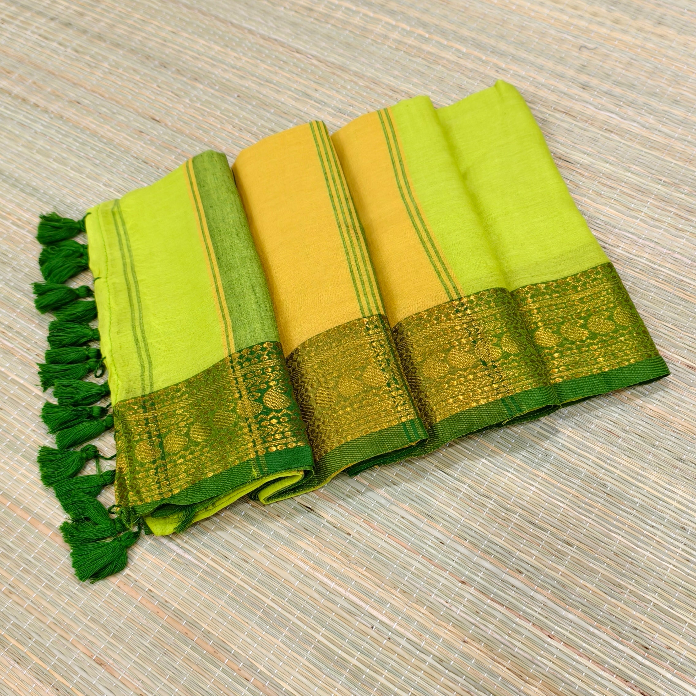 Premium mul cotton saree with kanchi border