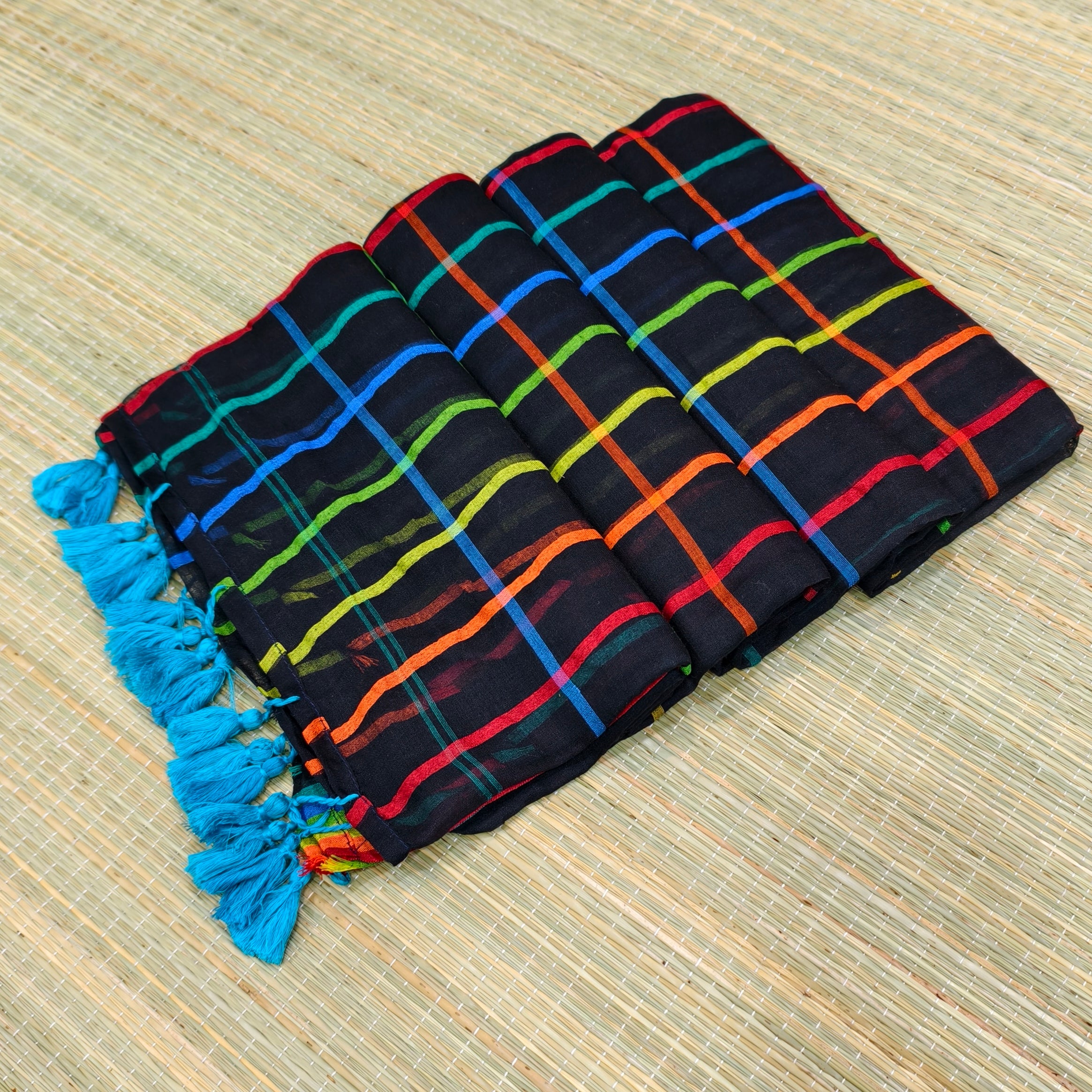 Premium mul cotton Multicolor check saree